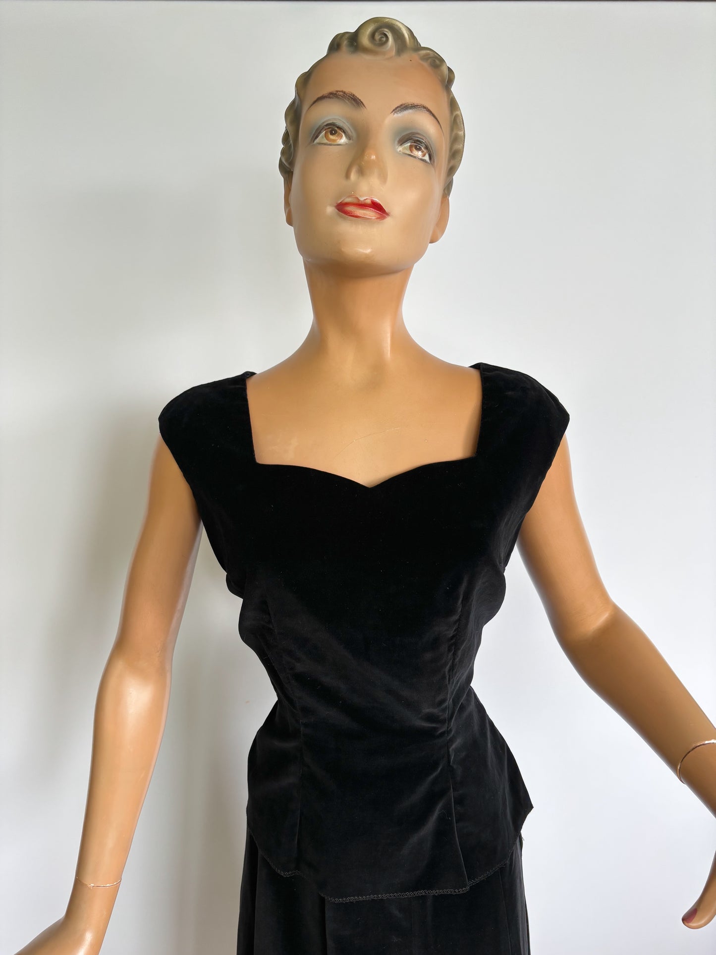 S/M | 1950s 'Walk by Charles Inc.' Black Velvet Cotton Two Piece Suit
