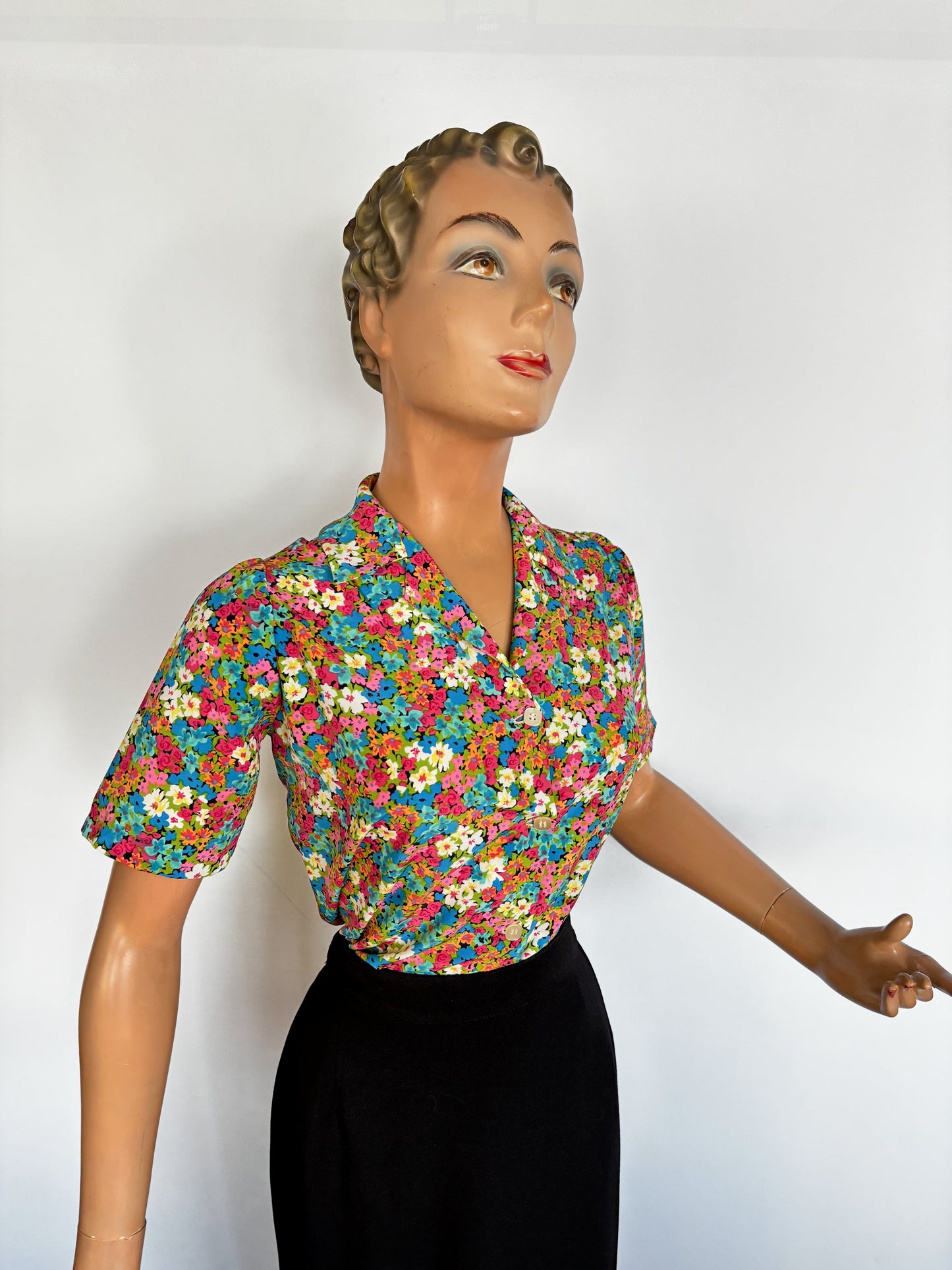 M/L | 1960s Millefiori Blouse