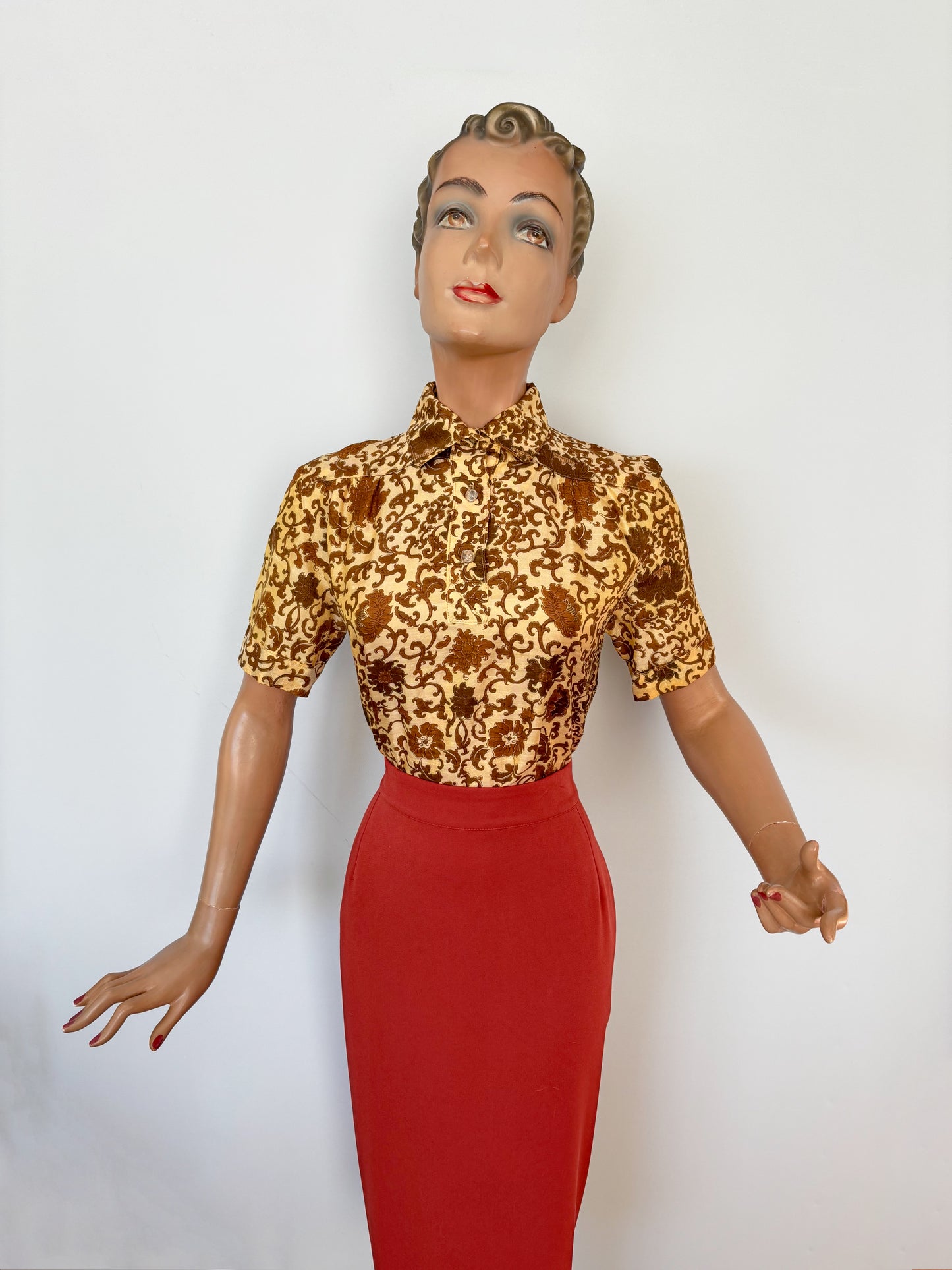 S/M | 1960s/70s Raw Silk Batik Blouse