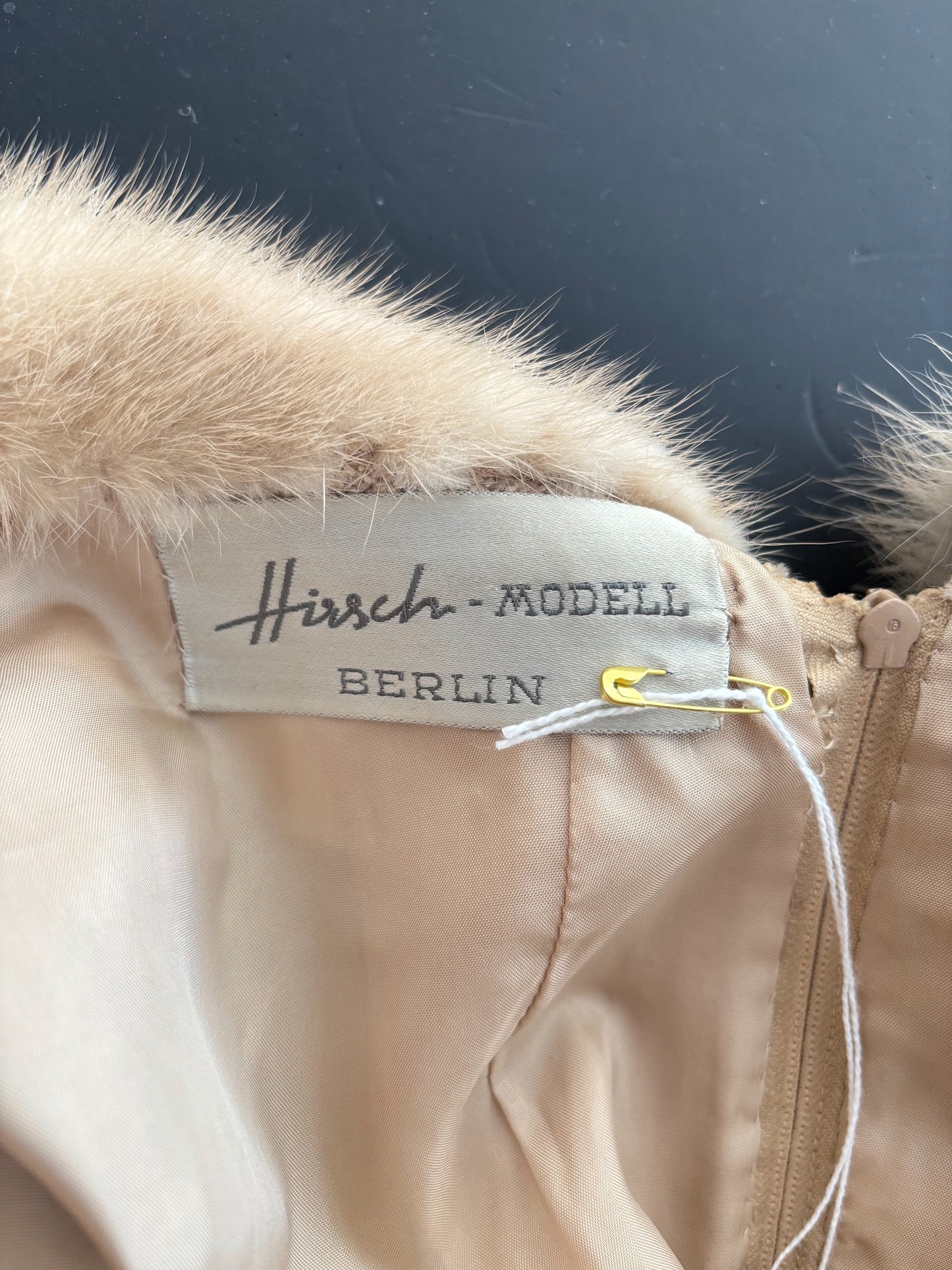 L/XL | 1950s/60s Wool Dress With Mink Collar Hirsch-Modell Berlin