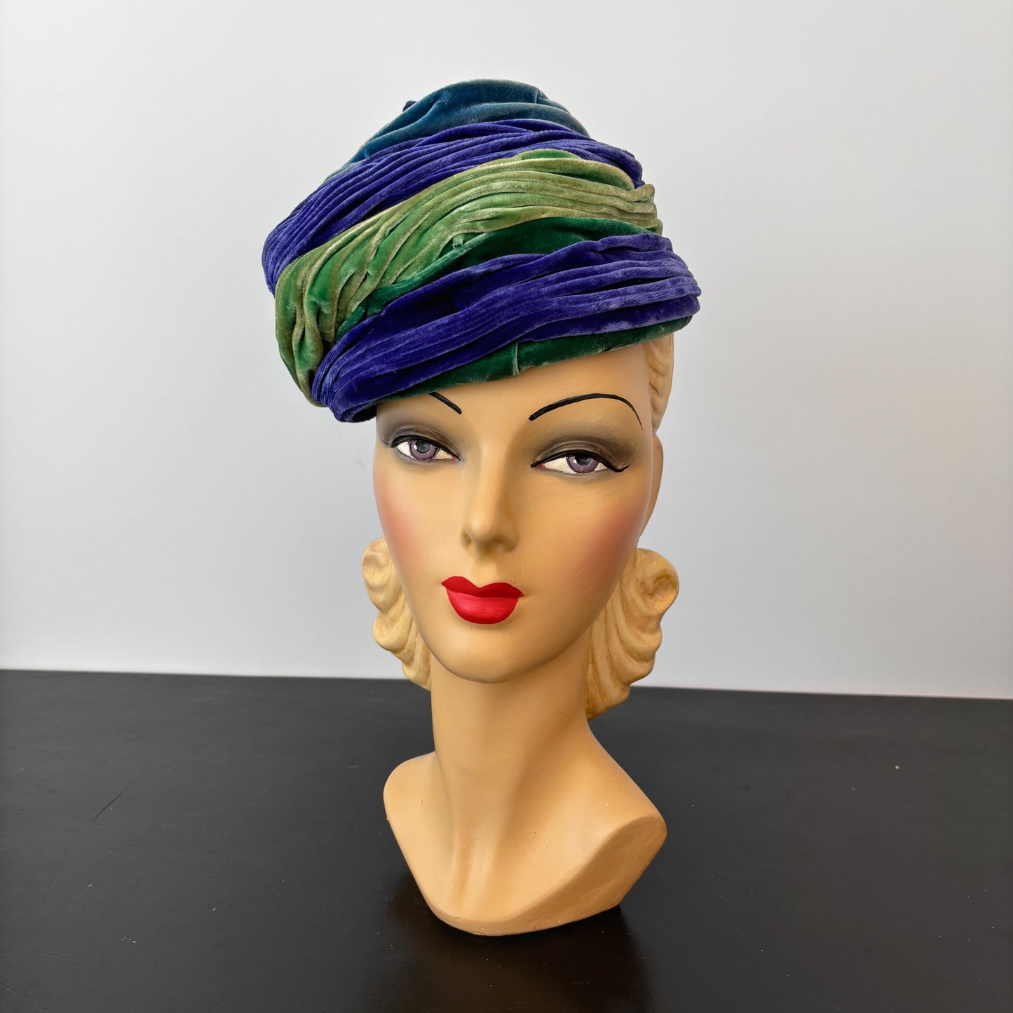 Vintage 1960s Blue and Green Velvet Turban