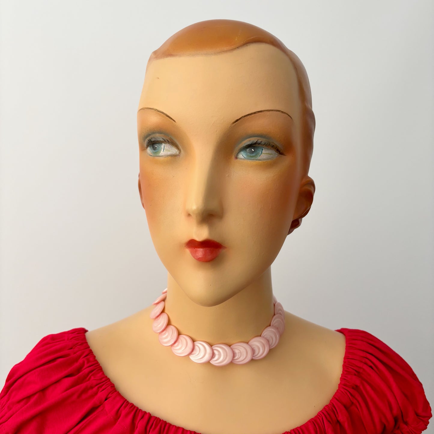 1950s Soft Pink Plastic Shell Choker
