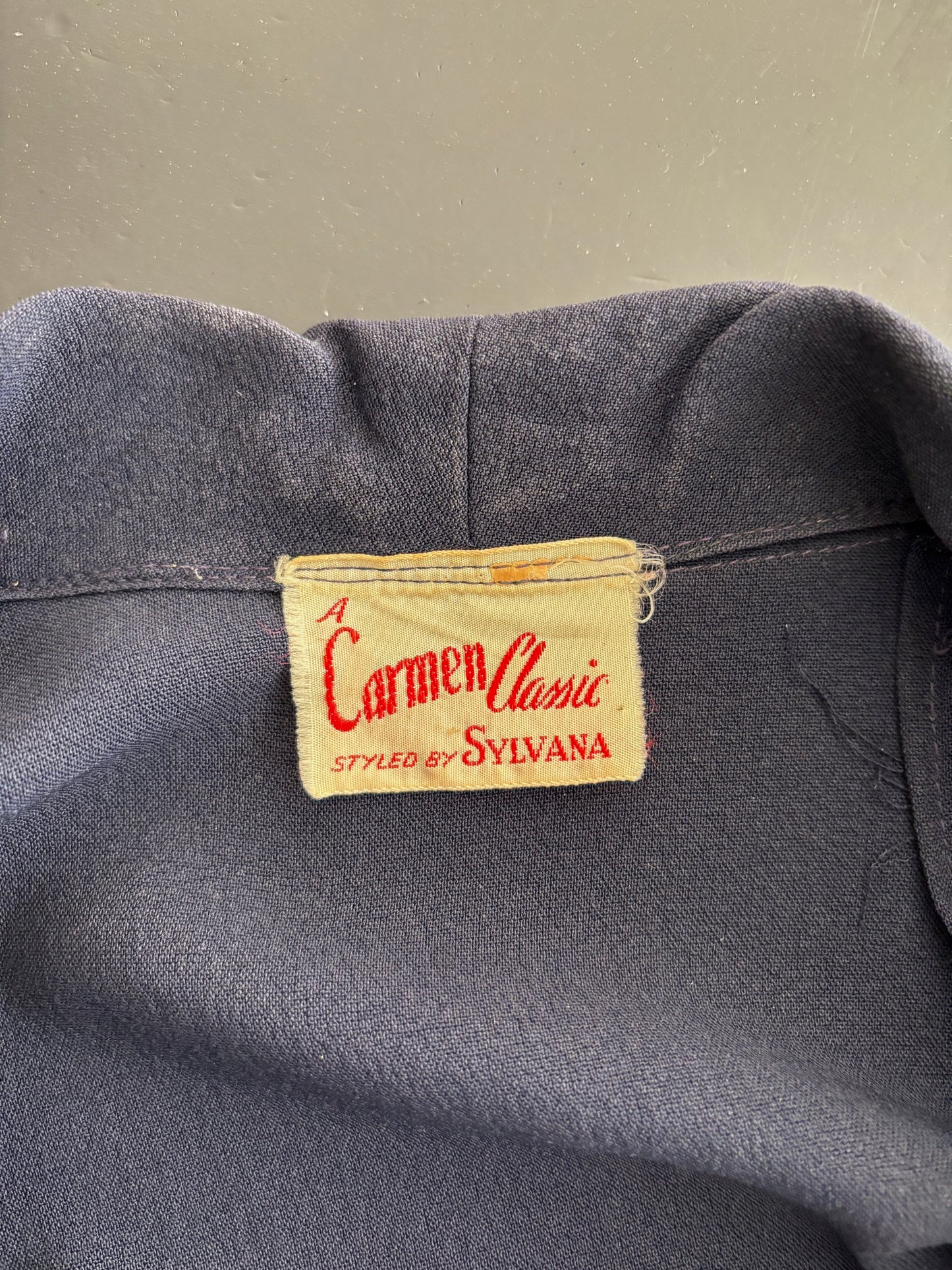 L | 1940s Carmen Classic Crepe Button Down Dress