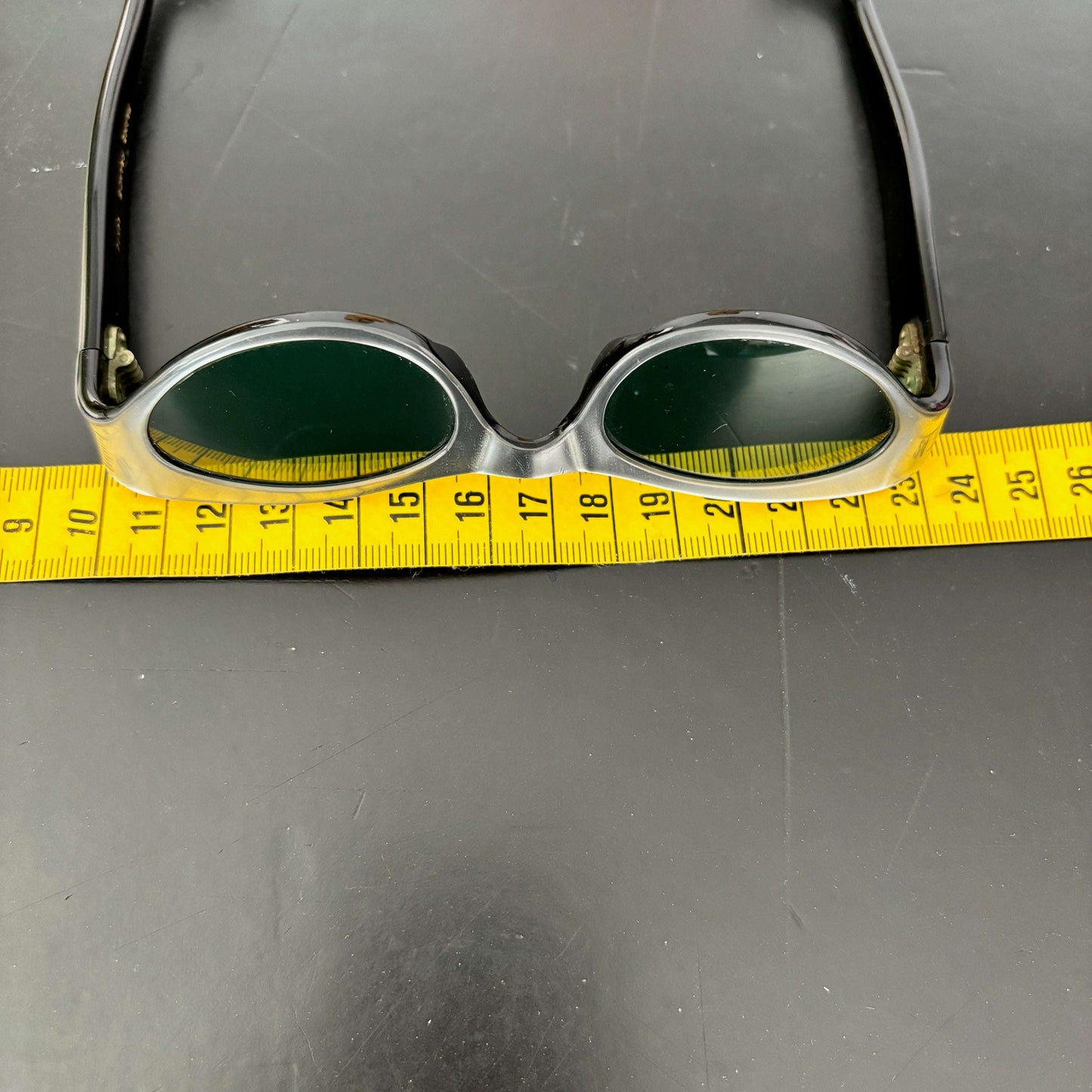 1960s Vintage Space Age Cat Eye Sunglasses Lily Scarlet