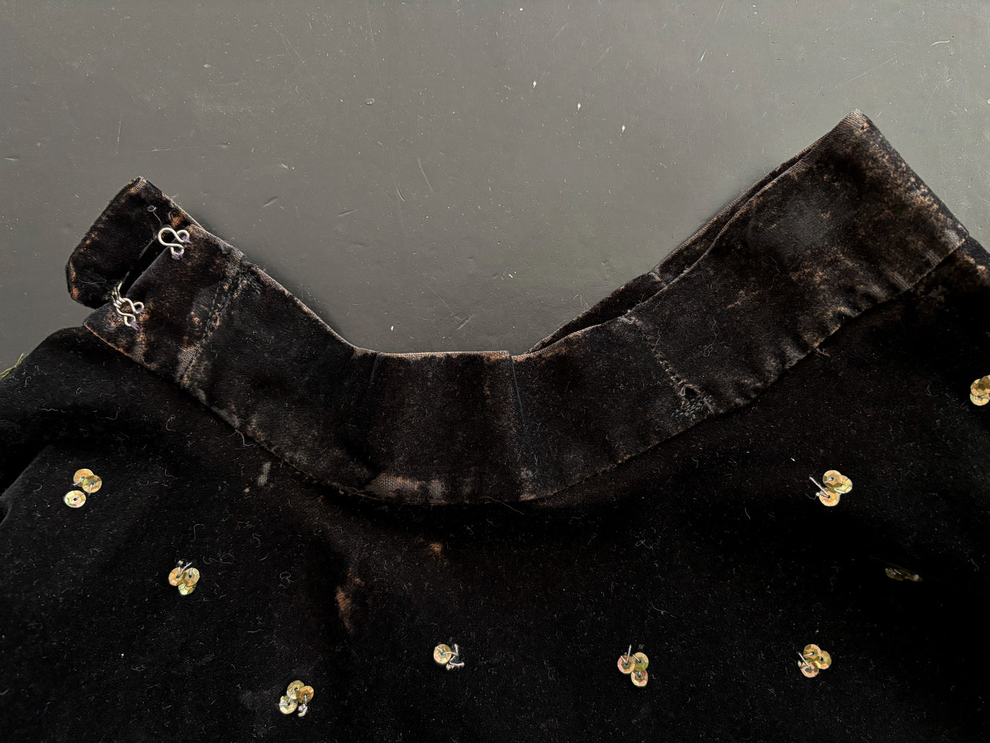 XS | 1950s Mexican Tourist Sequin Velvet Circle Skirt