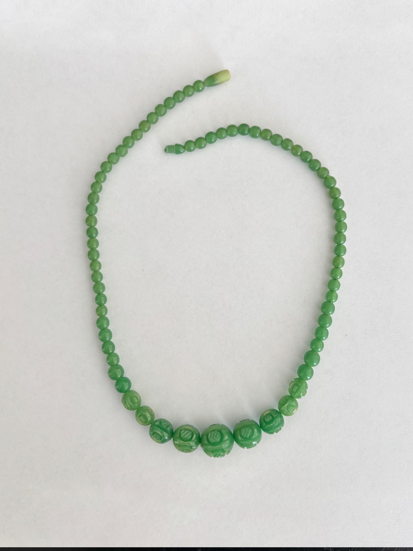 Art Deco Green Carved Early Plastic Bead Necklace 1930s
