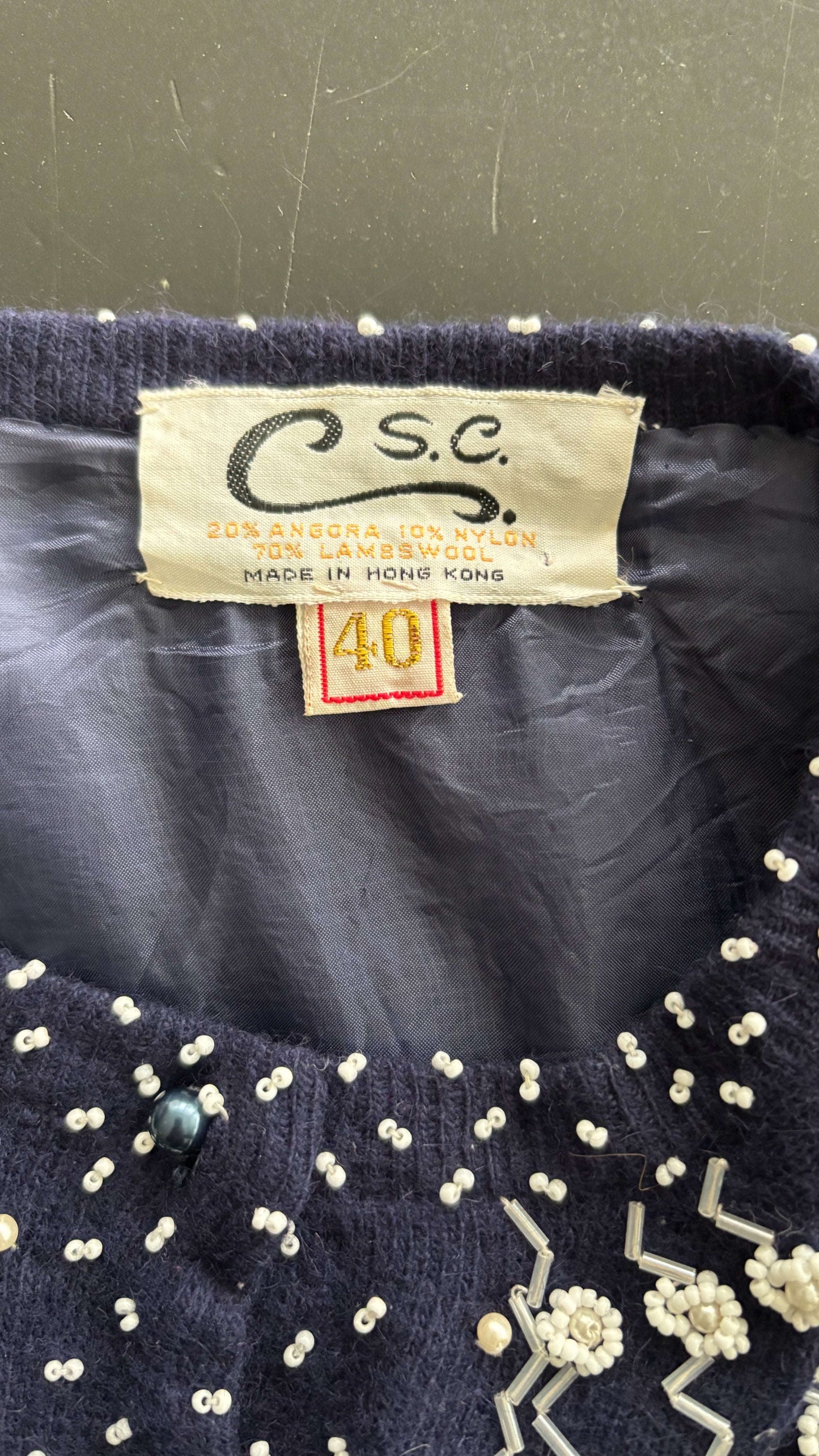M | 1950s/60s Beaded Lambswool Cardigan Hong Kong Lily Scarlet