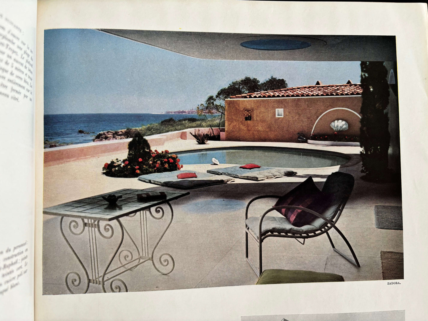 Art & Décoration Magazine No 39 1954 Lily Scarlet