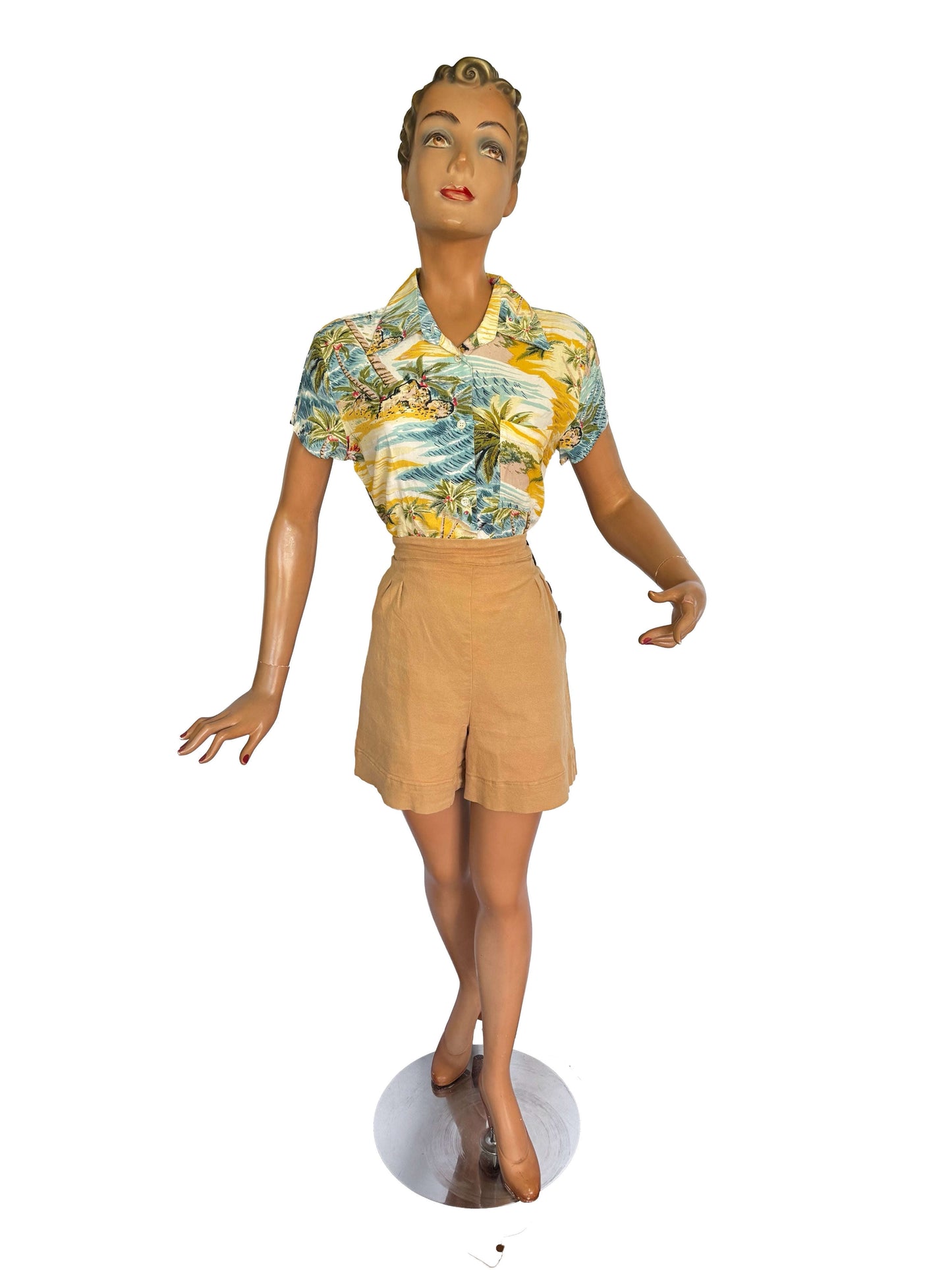 XS/S | 1940s Style Khaki Shorts Lily Scarlet