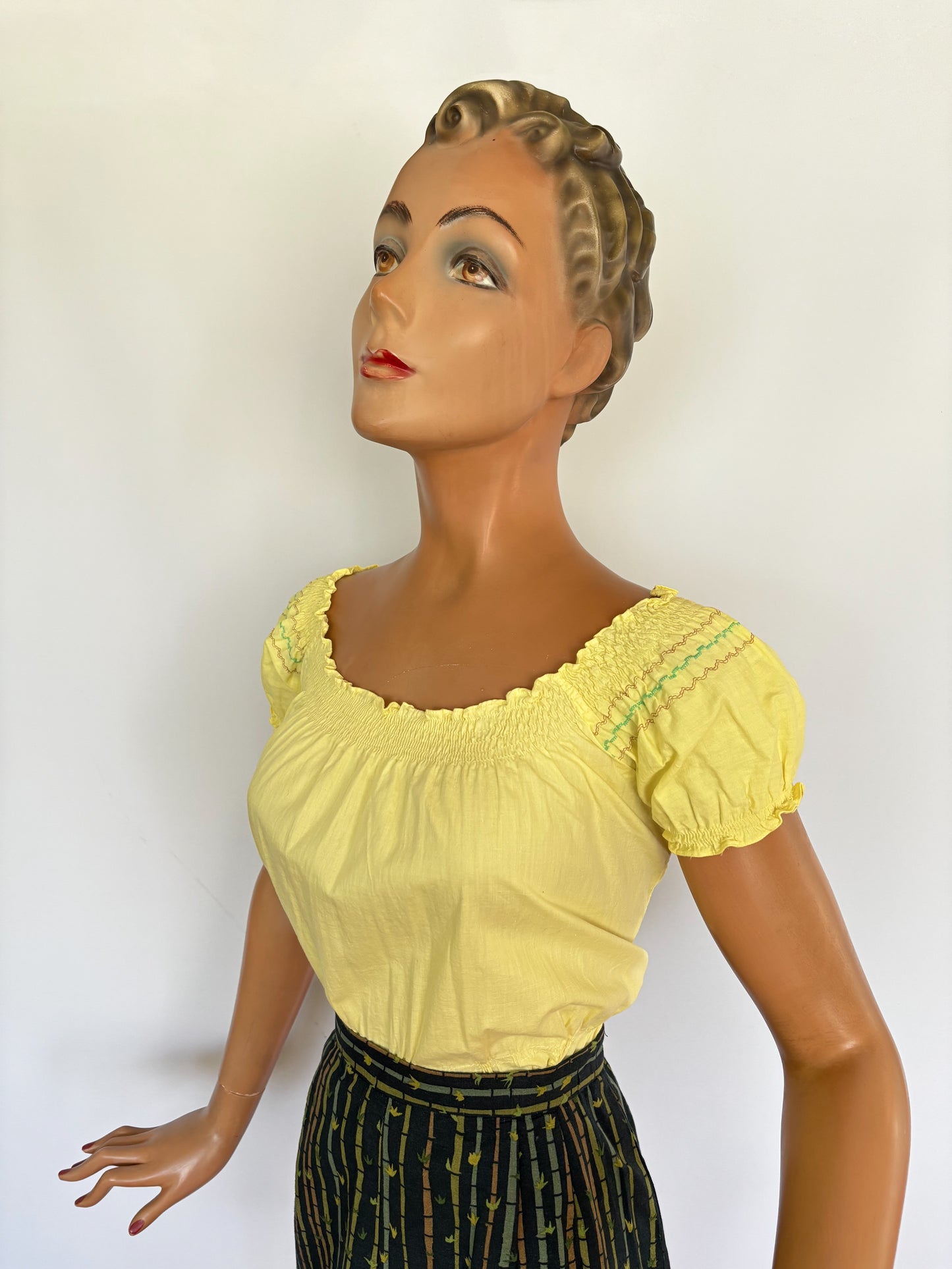 Vintage Telsalda Patio Crop Top | S