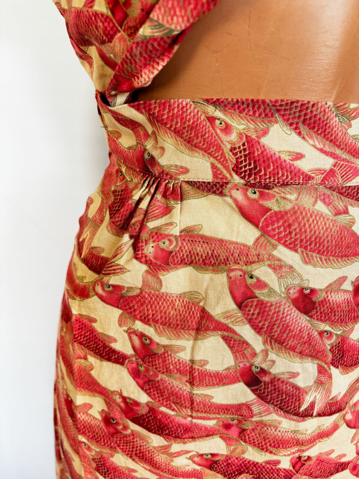 1950s Style Koi Carp Novelty Print Dress | Small