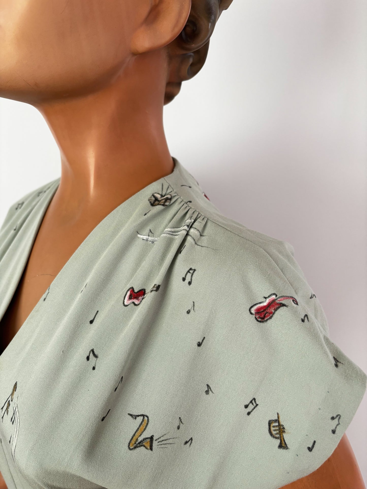 S | 1940s Style Vintage Gabardine Hand Painted Musical Novelty Print Dress