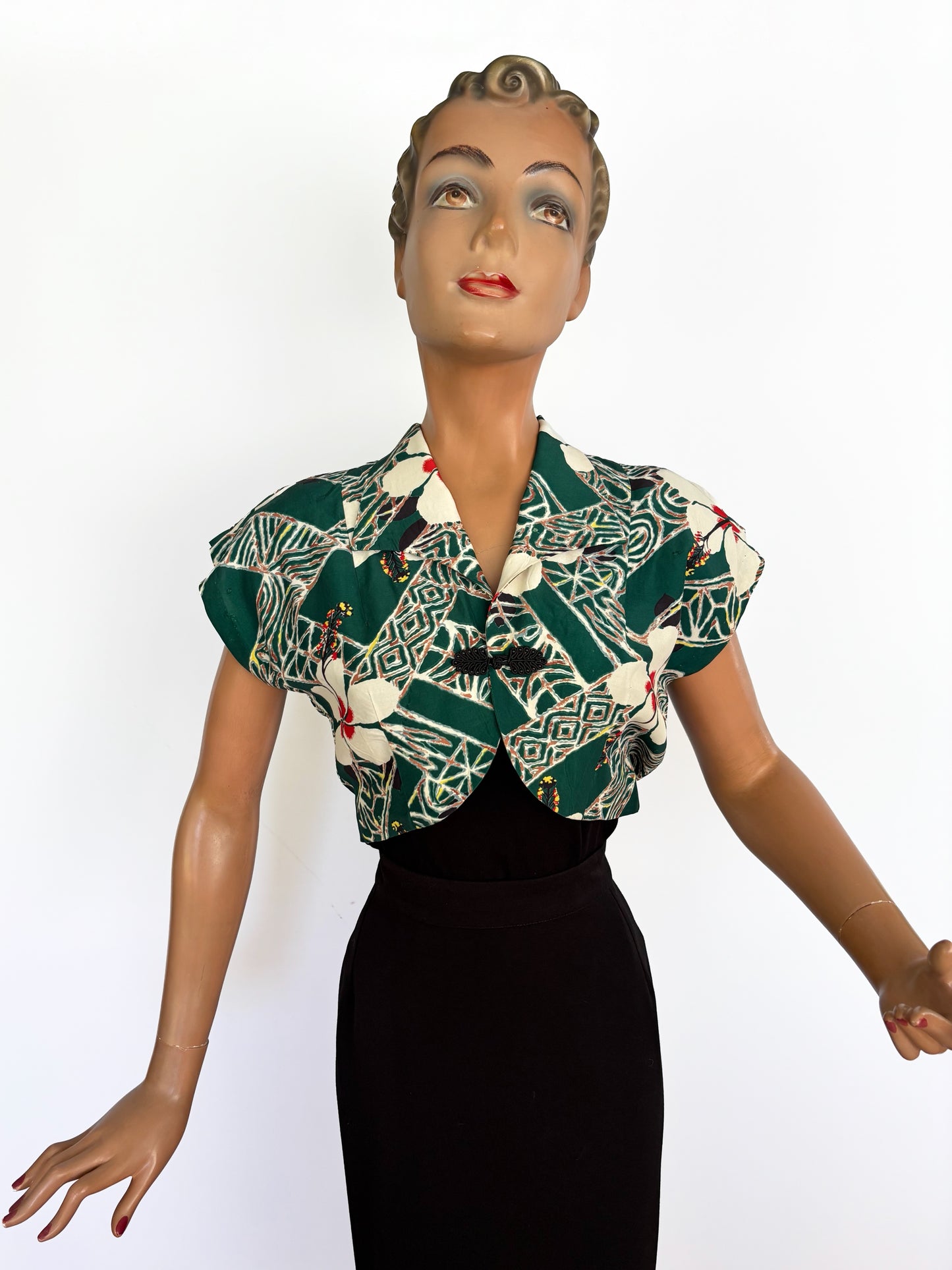1950s Hawaiian Togs Tapa Hibiscus Bolero Jacket | M