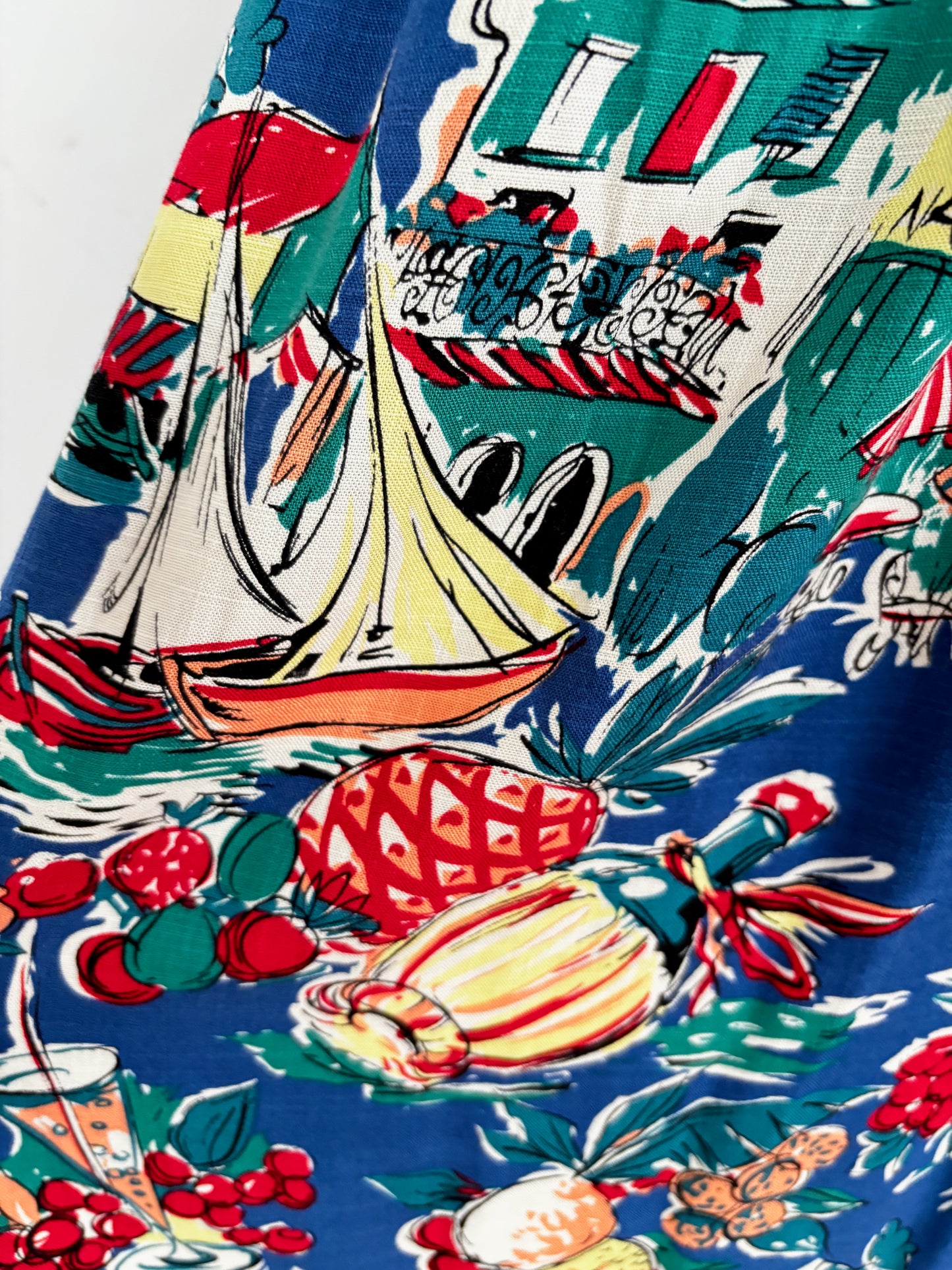 1940s/50s Style Viscose Skirt with Summer Novelty Print | Small