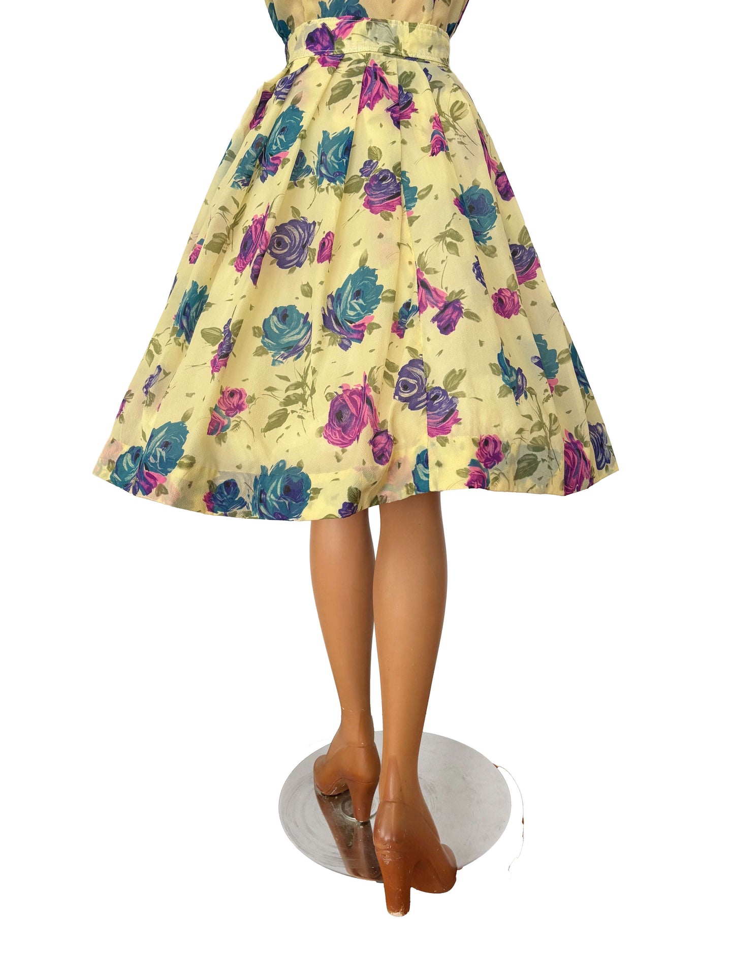 L/XL | 1950s Semi Sheer Flower Dress Lily Scarlet