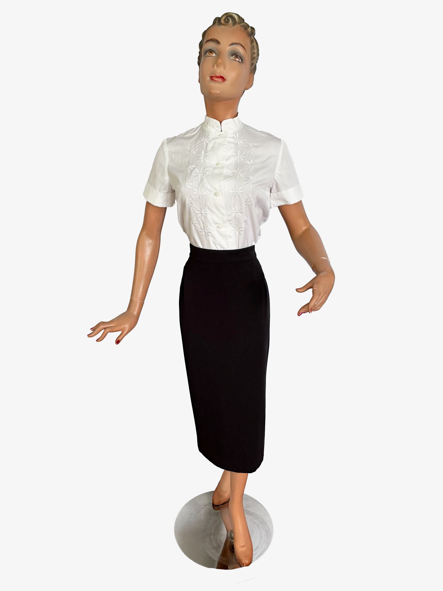 1950s Mandarin Collar Embroidered Cotton Blouse | S