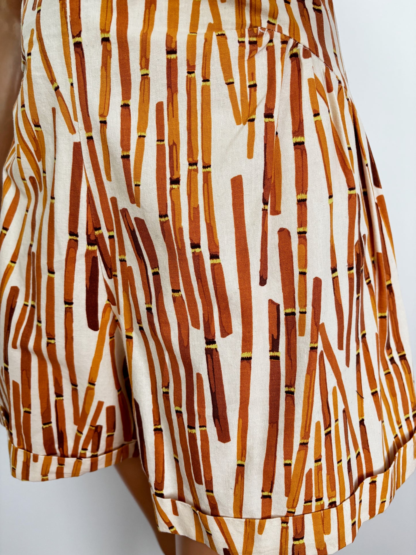 1940s Style Bamboo Novelty Print Shorts | S