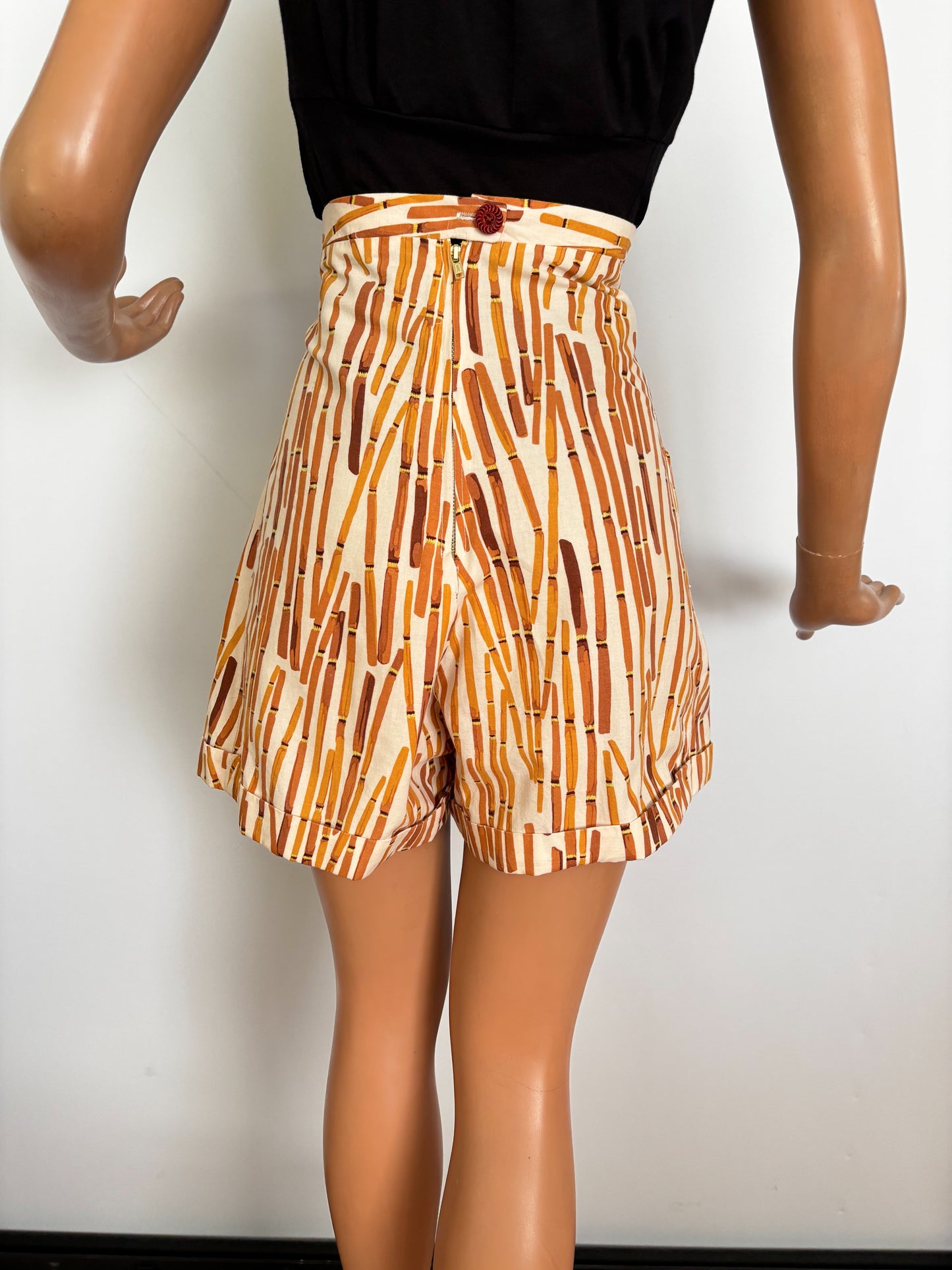 1940s Style Bamboo Novelty Print Shorts | S