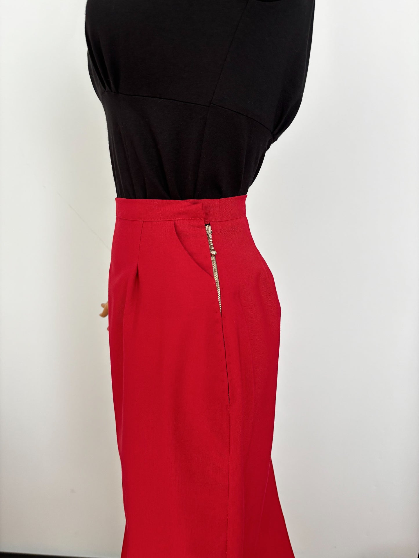 S | 1940s Style Red Wool Gabardine Skirt