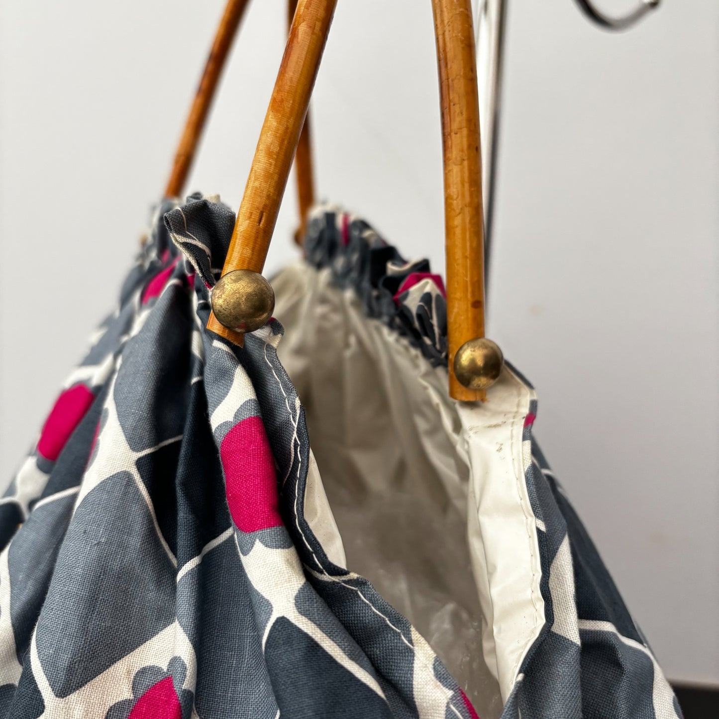 1960s Beach / Handbag With Bamboo Handles