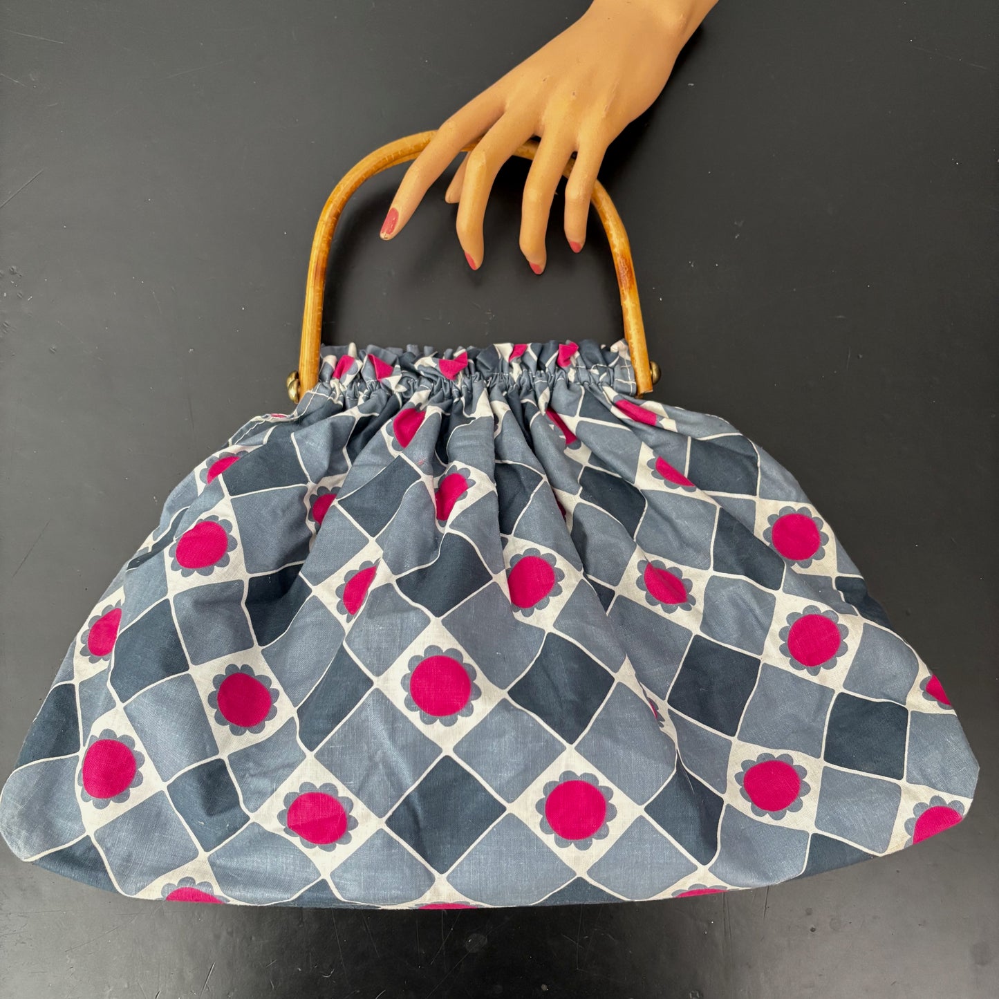 1960s Beach / Handbag With Bamboo Handles