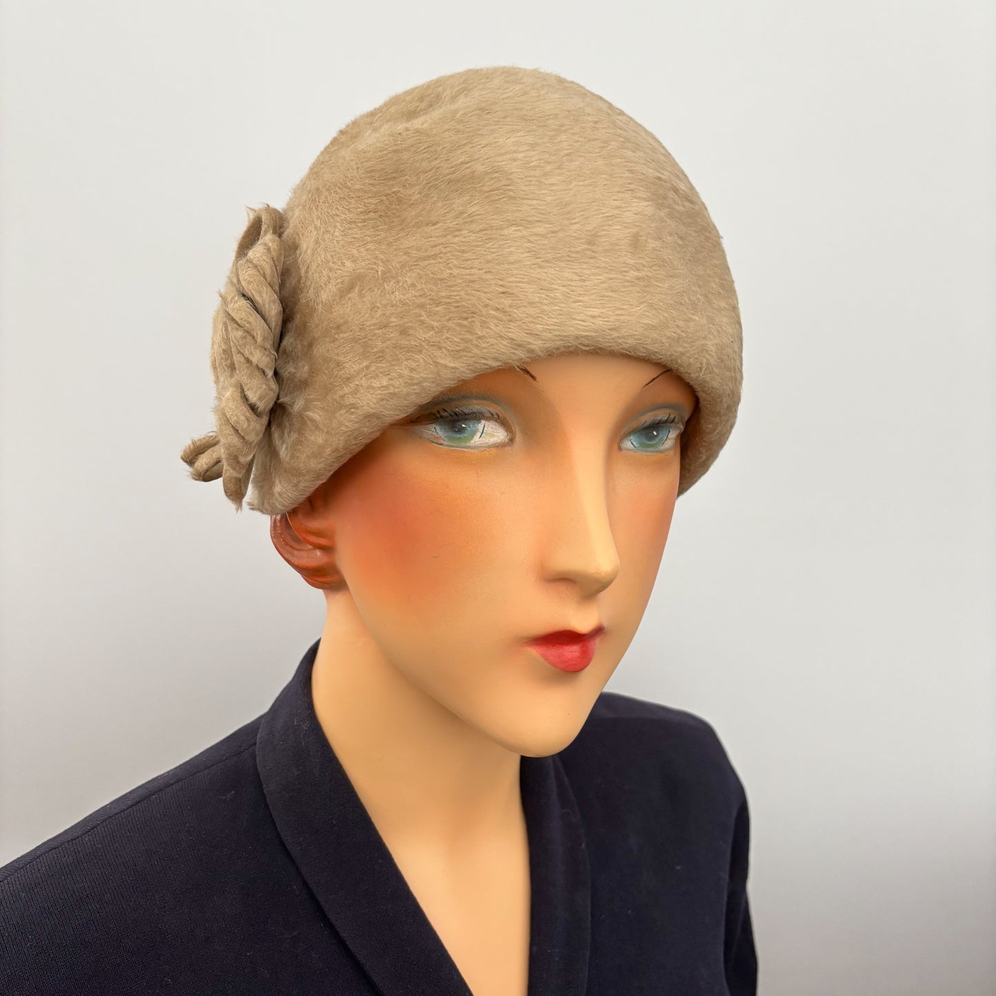 1970s Does 1920s Fur Felt Cloche Hat