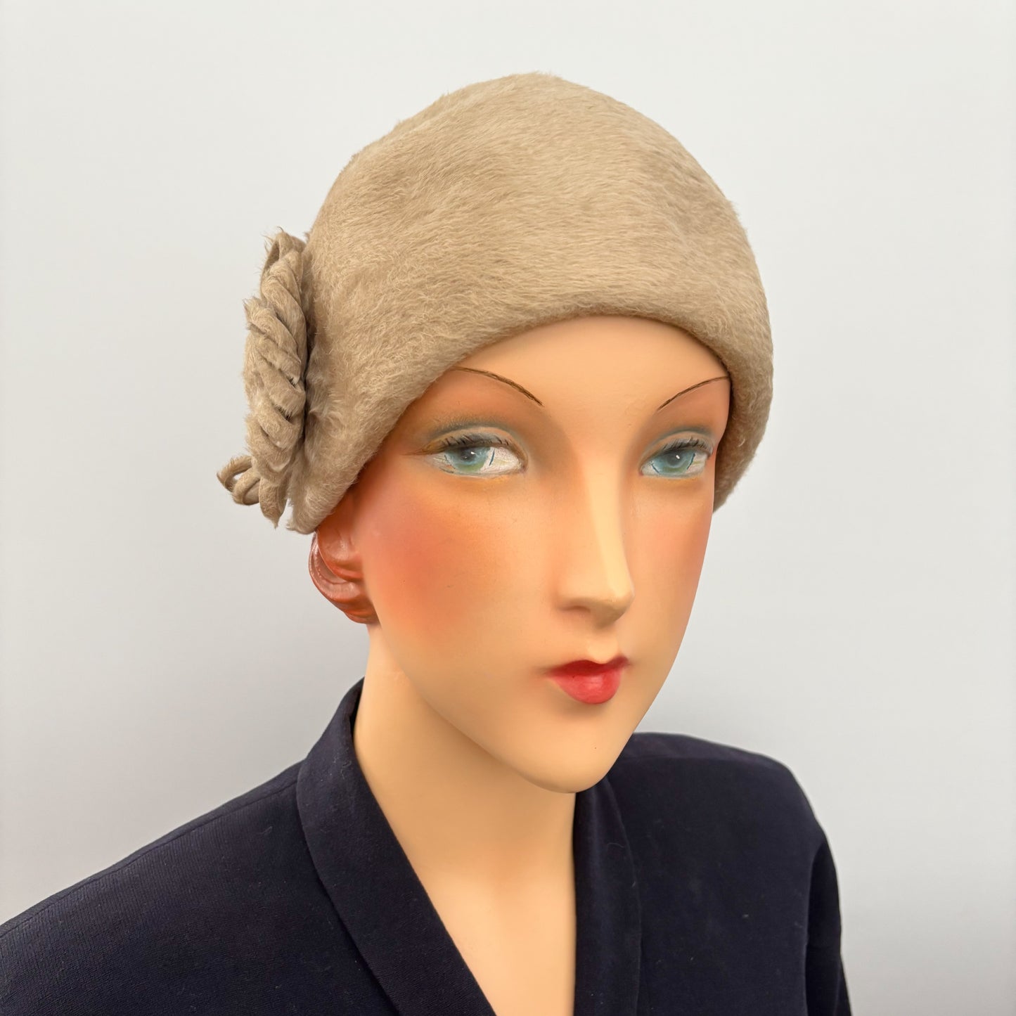1970s Does 1920s Fur Felt Cloche Hat