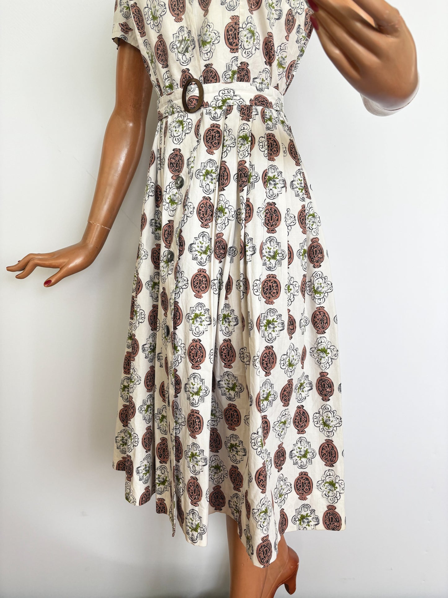 1940s 1950s Novelty Lock Print Button Down Dress w. Matching Belt | M