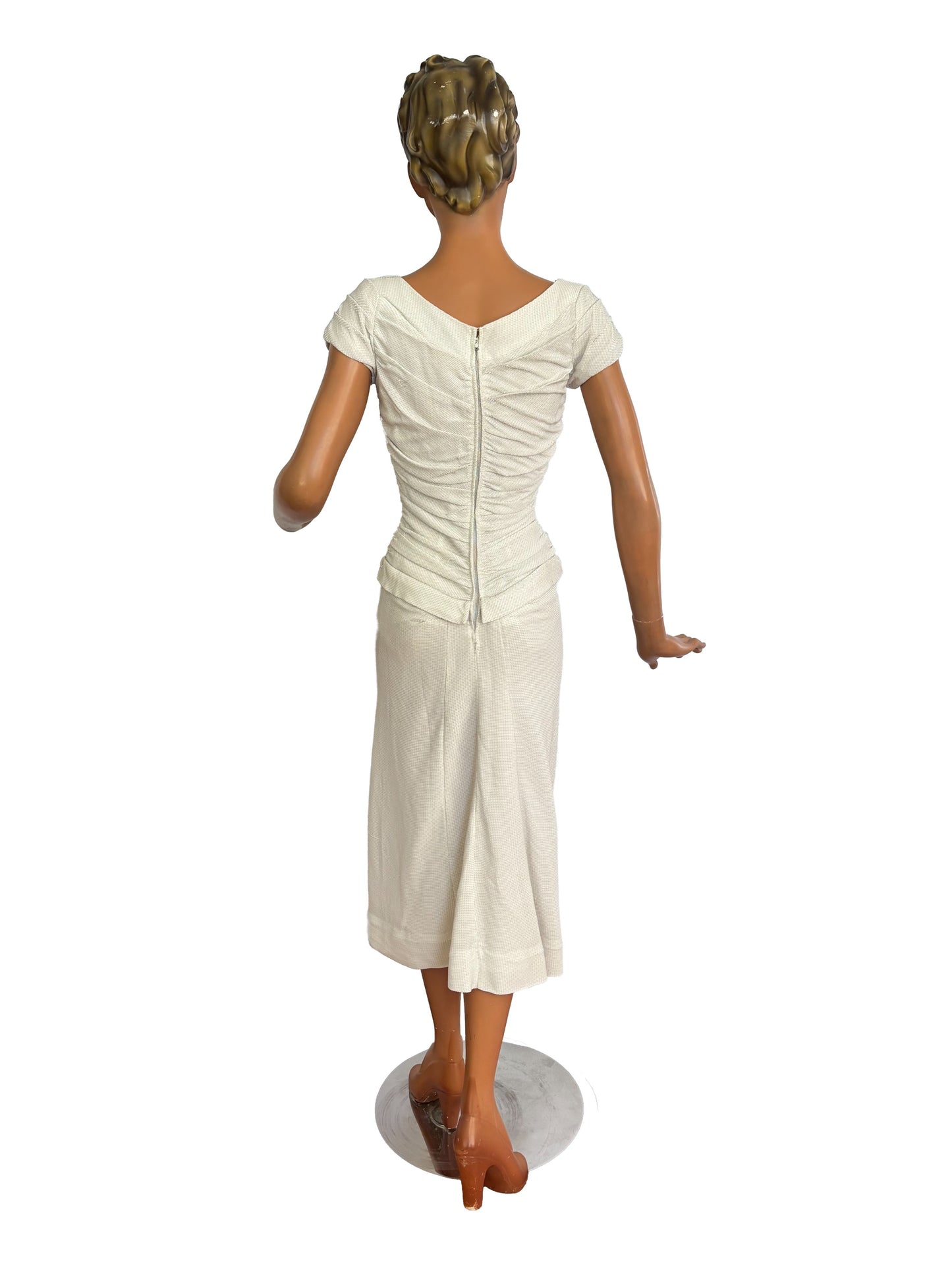 1950s Winnie Marsh Off-White Wiggle Dress With Silver Lurex | XS