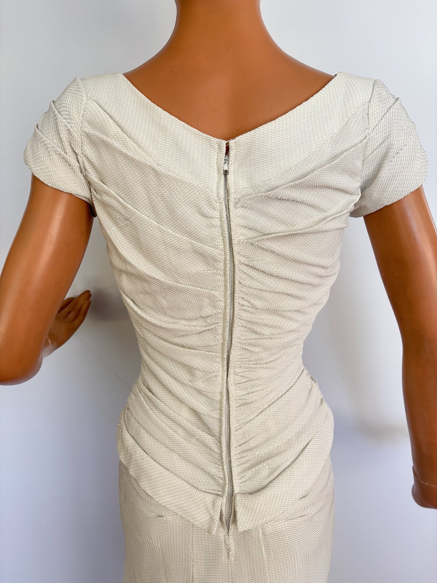 1950s Winnie Marsh Off-White Wiggle Dress With Silver Lurex | XS