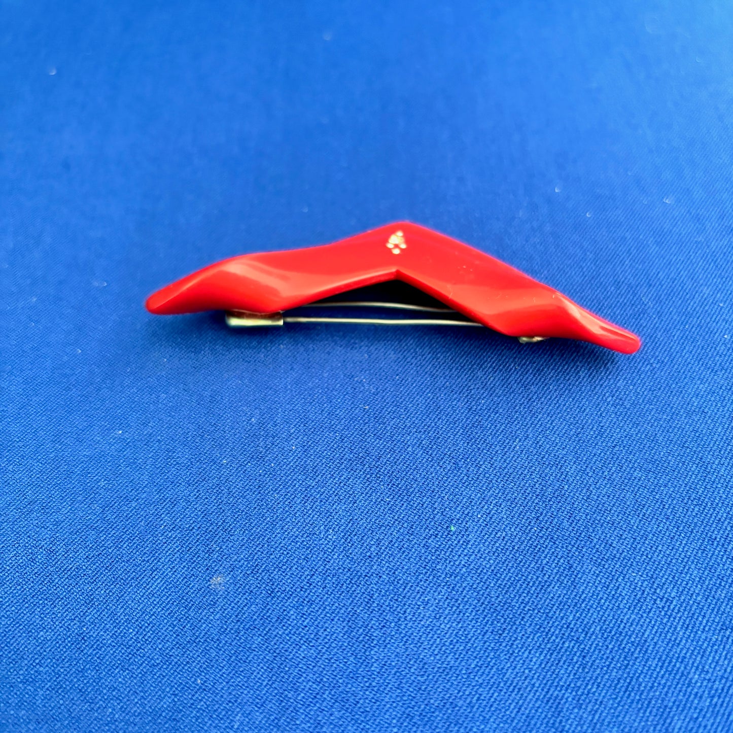 Mid Century Plastic V-Brooch