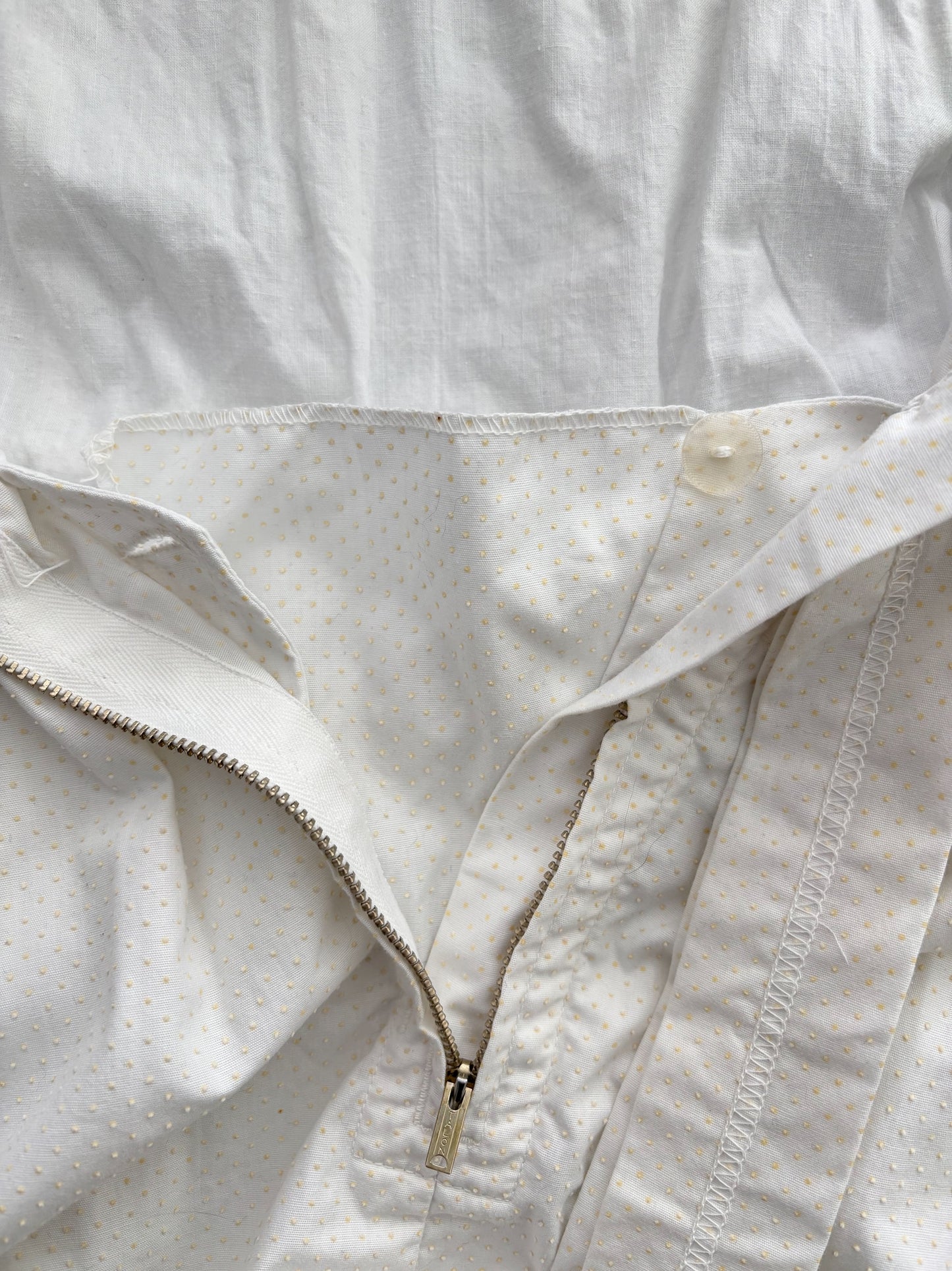 XXS | 1940s/50s Elon of California White Swiss Dot Cotton Skirted Swimsuit