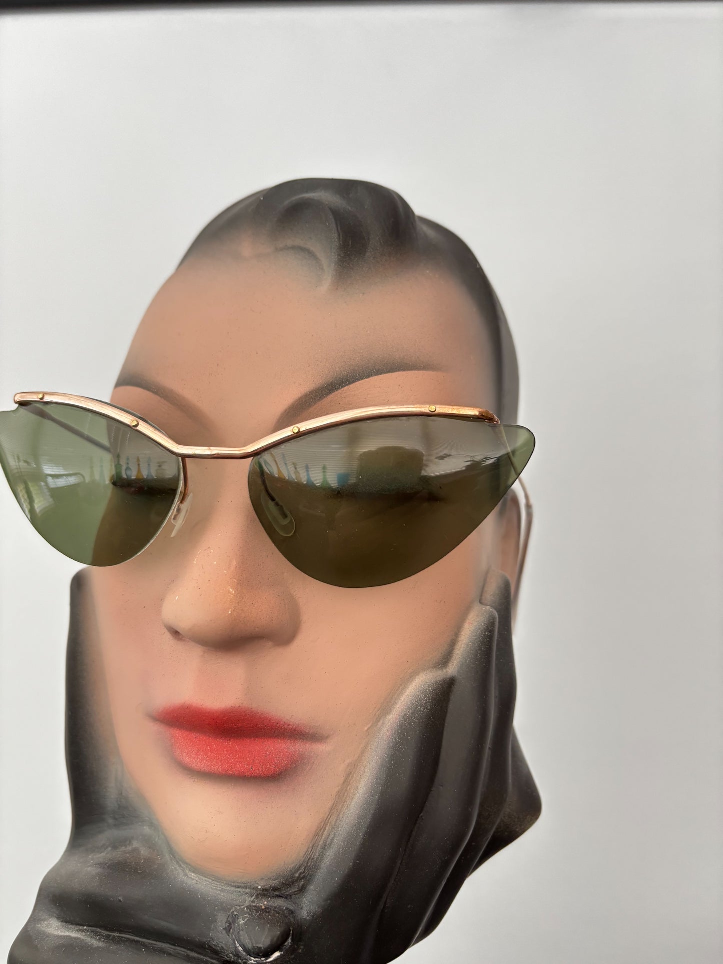 1950s Samco Gold Metal Wide Cat Eye Sunglasses
