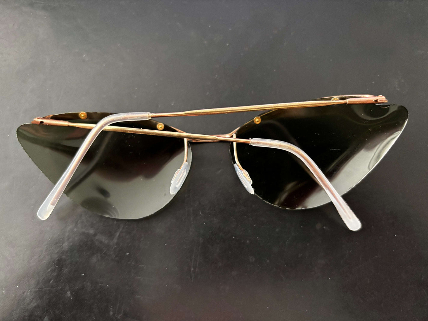 1950s Samco Gold Metal Wide Cat Eye Sunglasses Lily Scarlet