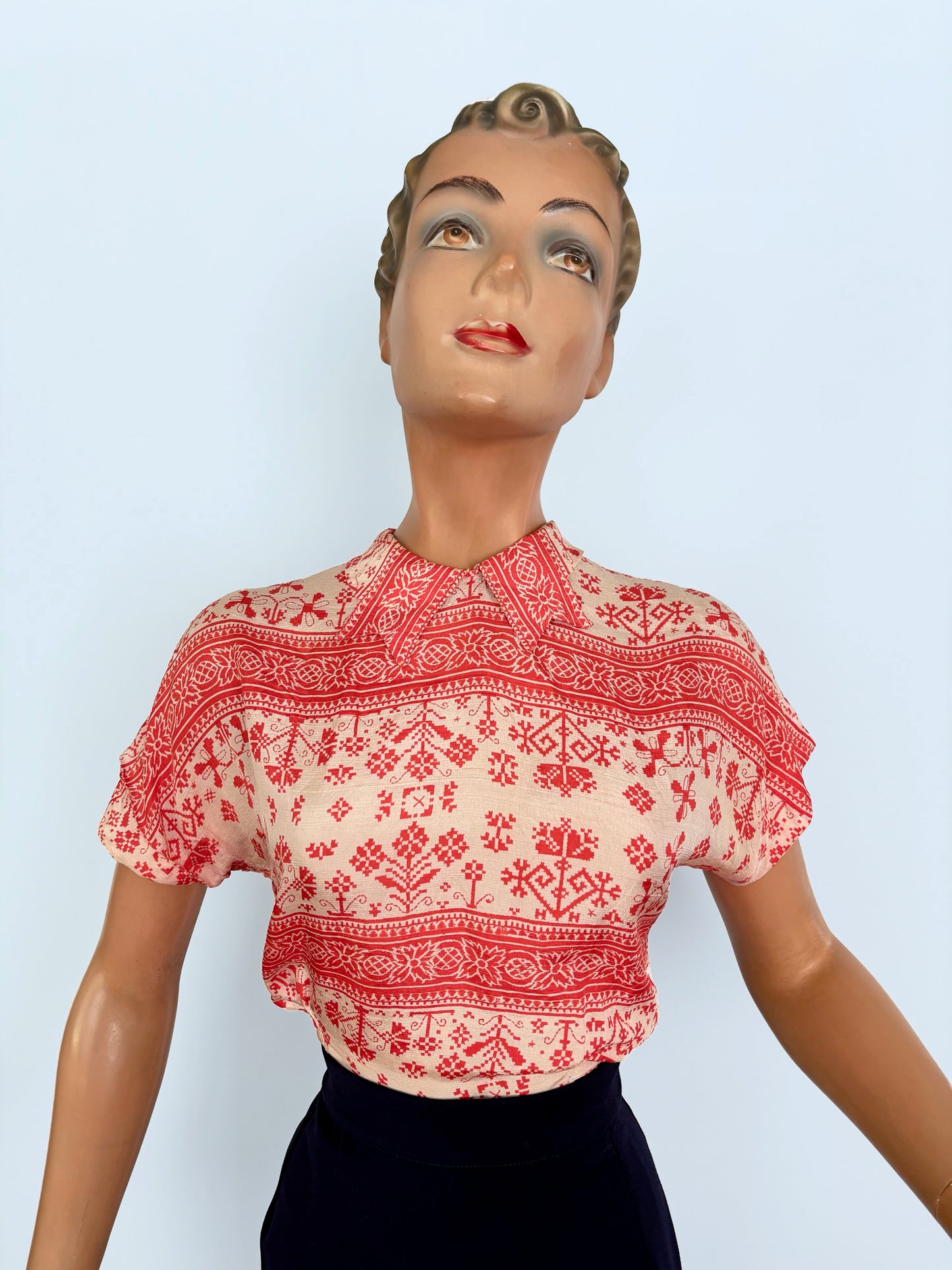 1930s Malbe Silk Blouse with Double Pointed Collar | S