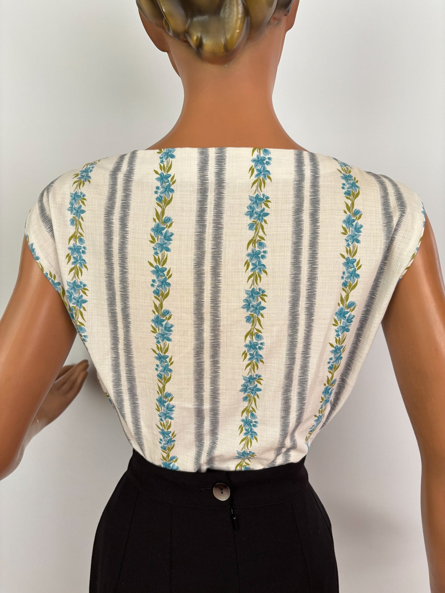 1950s Cotton Blouse With Floral and Stripe Print | S/M