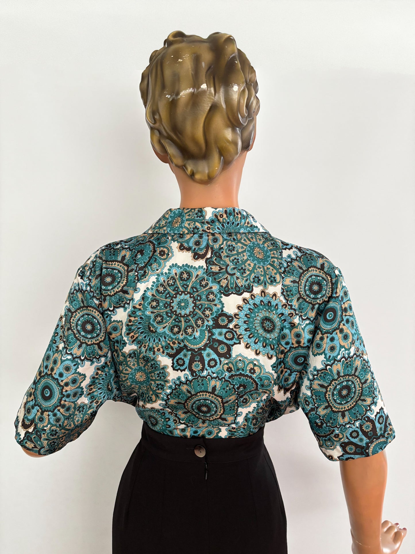 1960s Psychedelic Print Viscose Blouse | 4XL