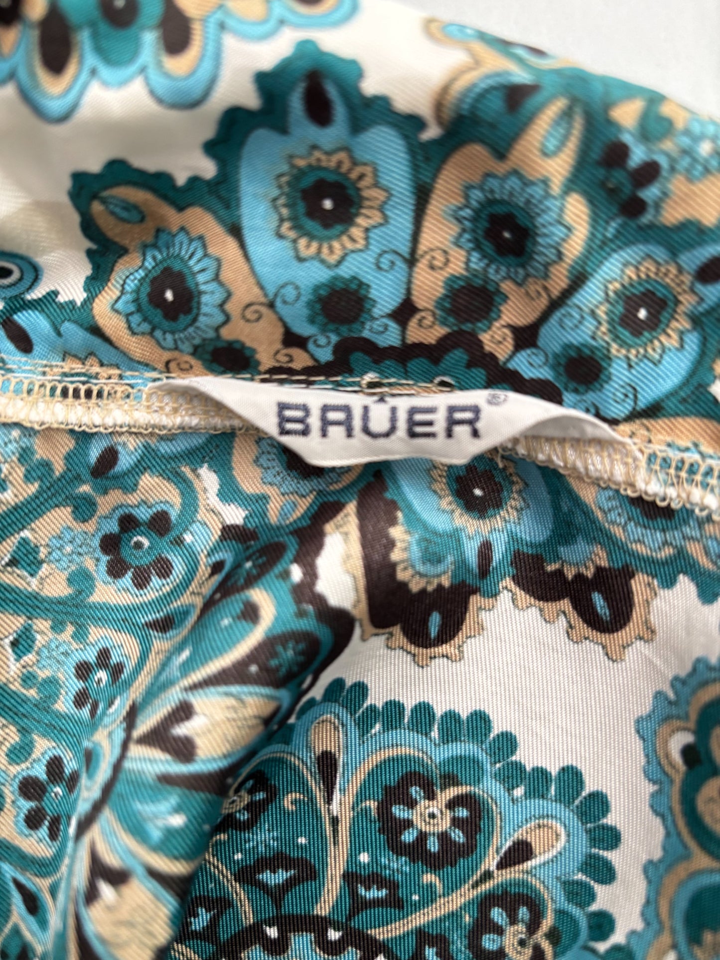 1960s Psychedelic Print Viscose Blouse | 4XL