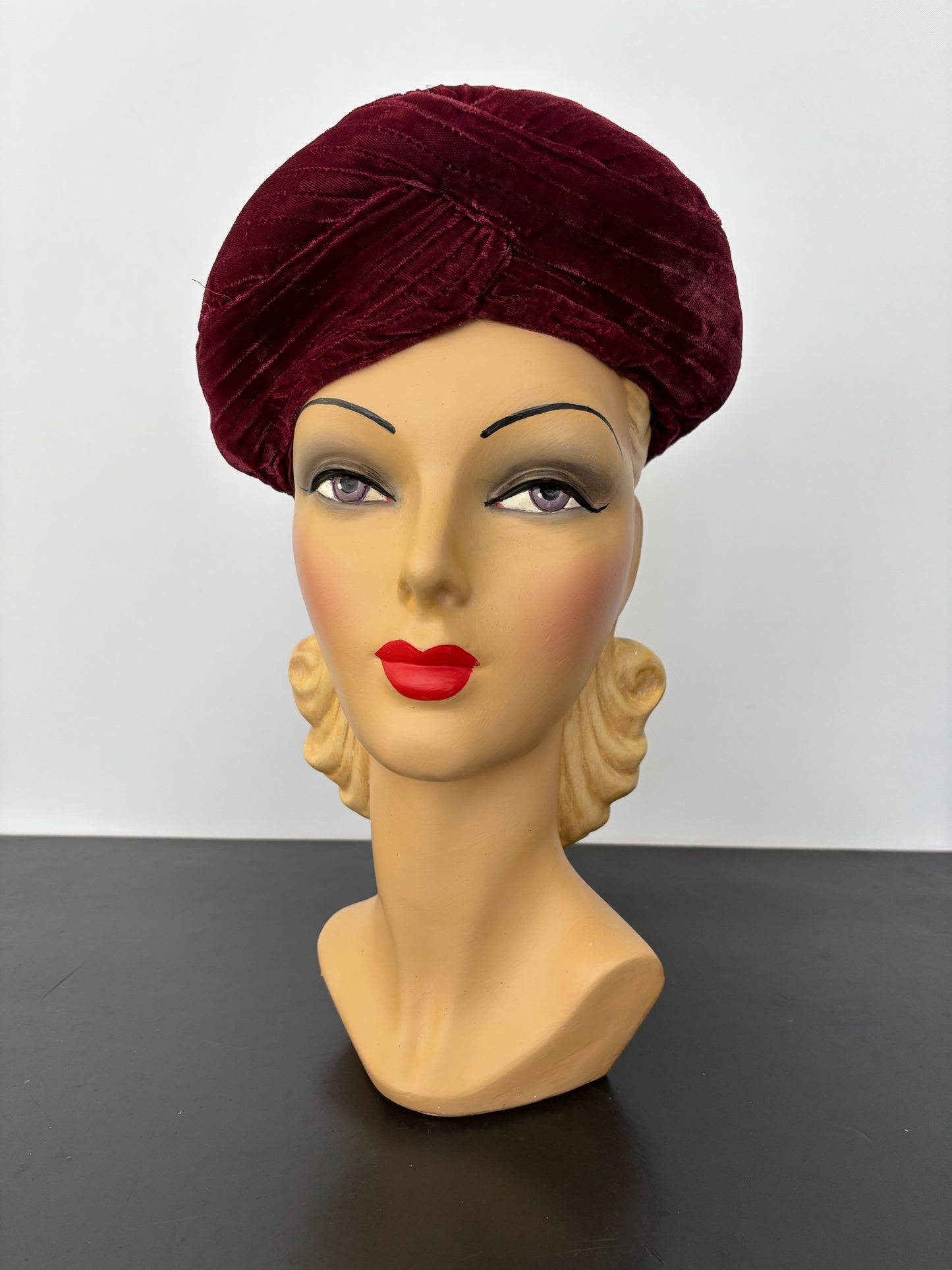 1940s Burgundy Red Velvet Turban