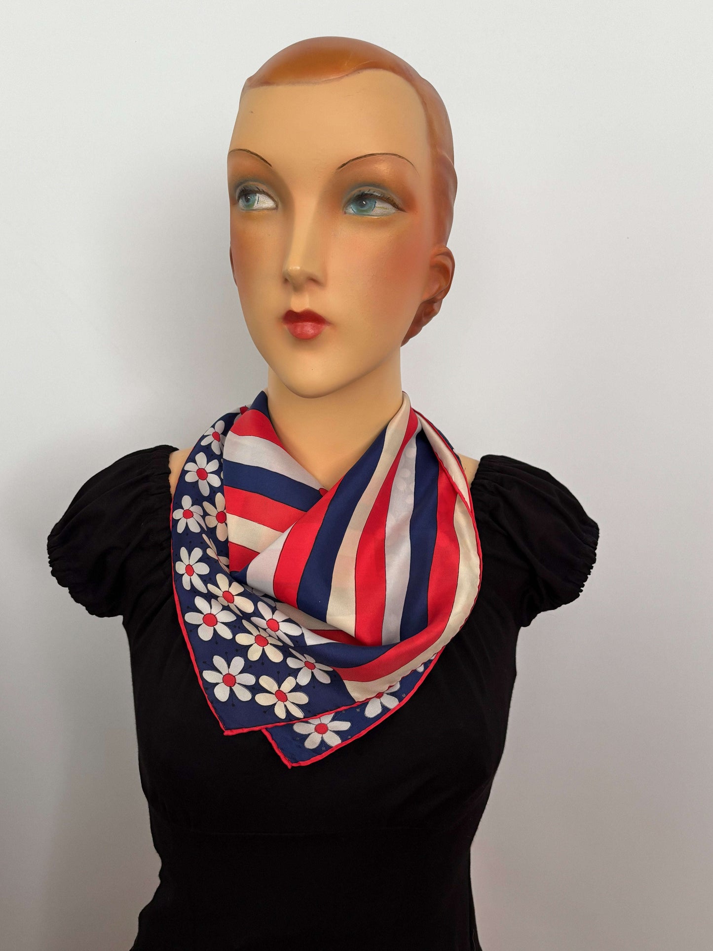 1960s Glentex Silk Rayon Blend Shawl With Patriotic Print | 56x58 cm Lily Scarlet