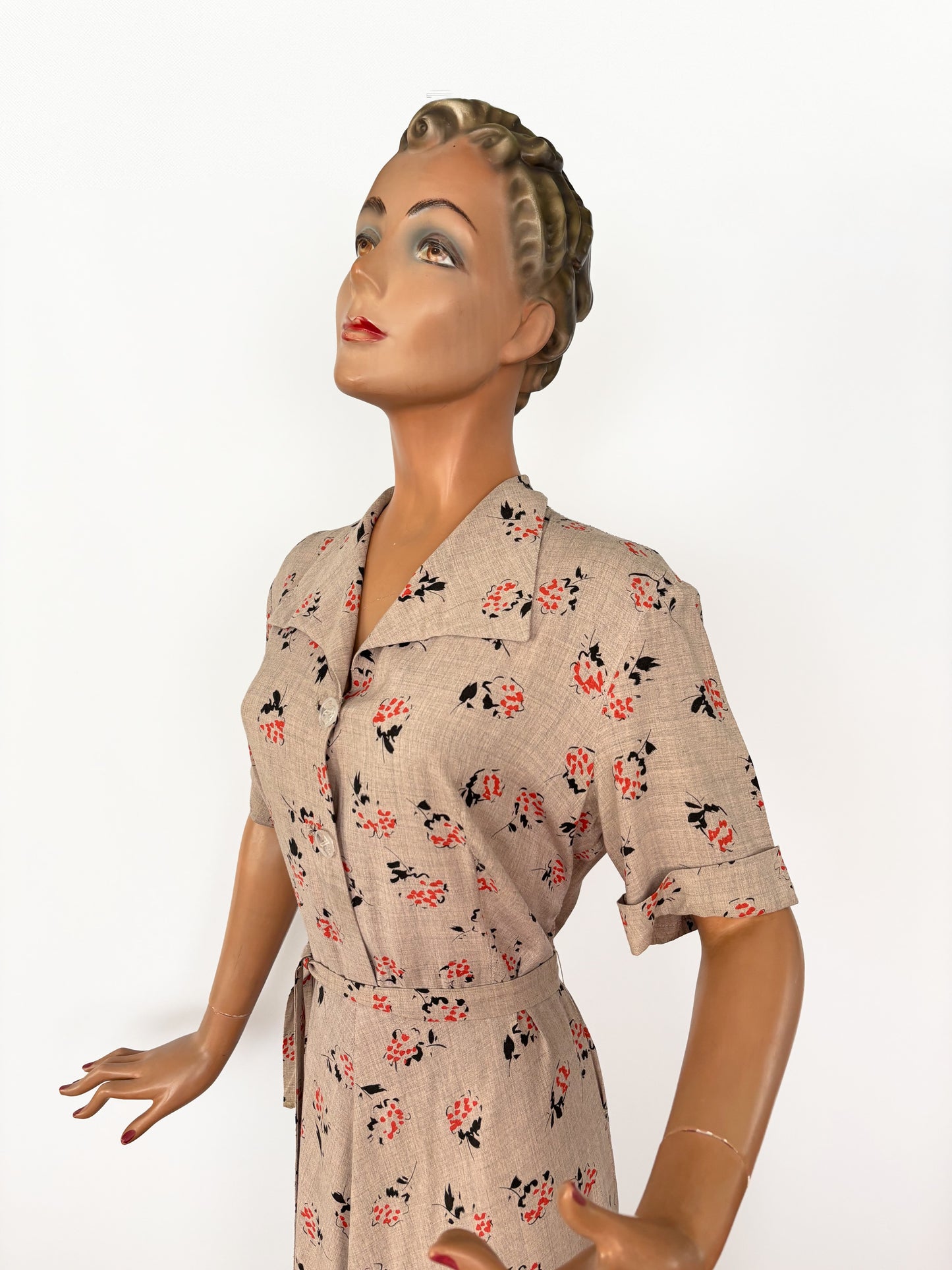 XL | 1940s Rayon Day Dress With Floral Print
