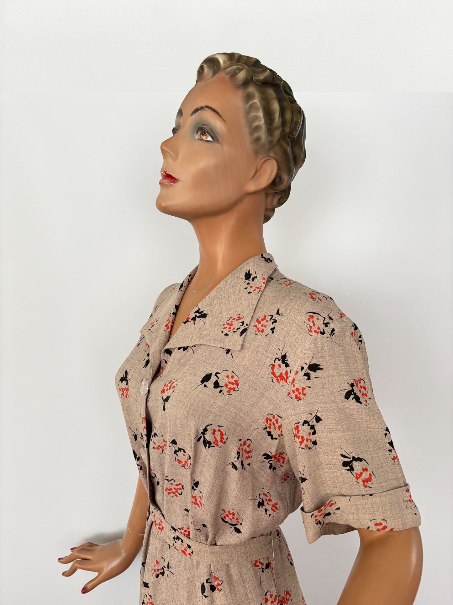 XL | 1940s Rayon Day Dress With Floral Print