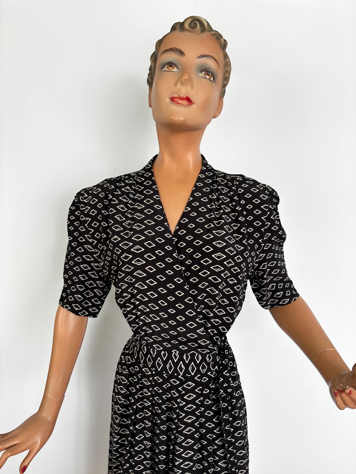 L | 1940s Style Black and White Wrap Dress With Diamond Print