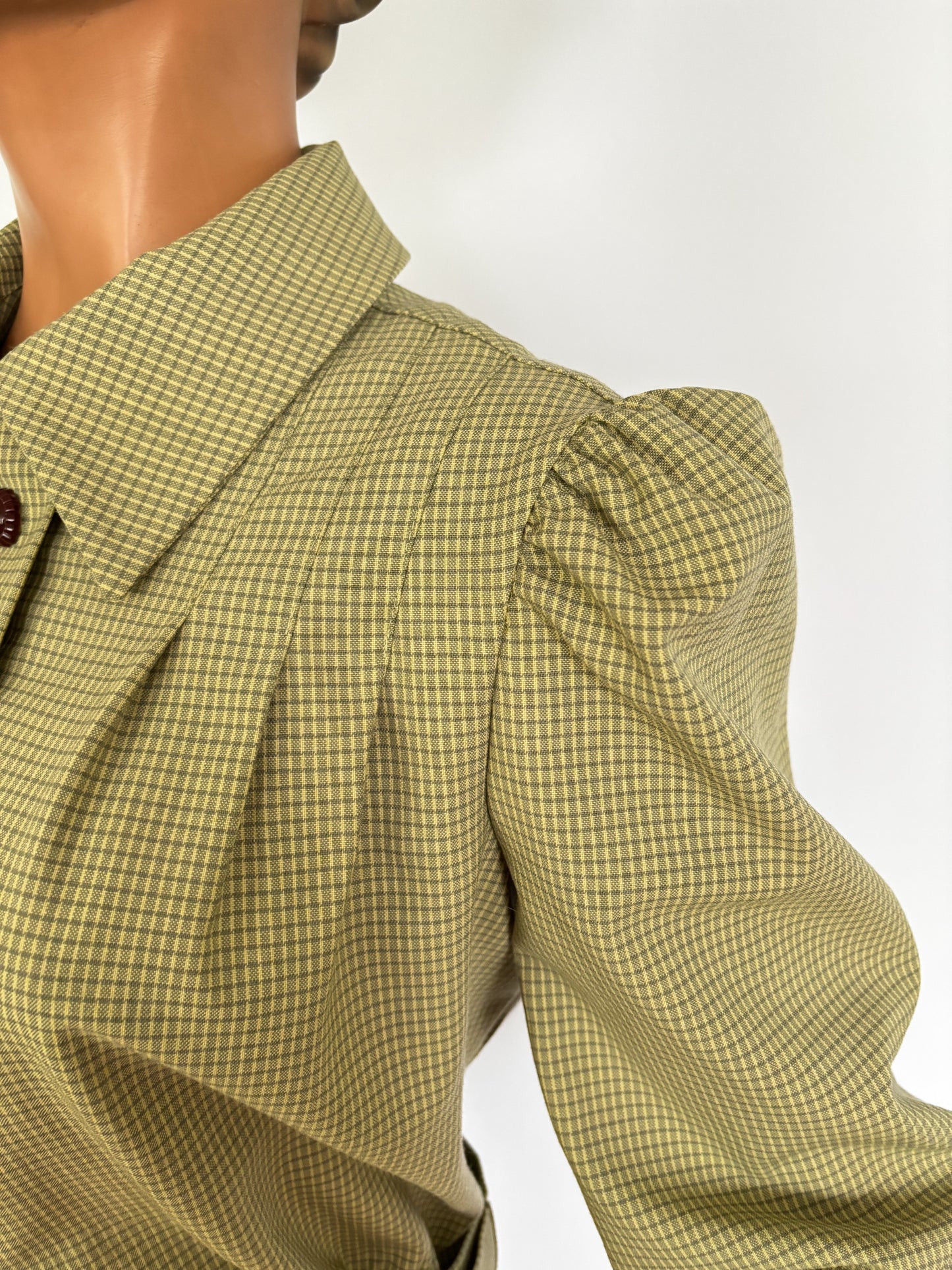 XL/XXL | 1940s Reproduction Dress In Vintage Wool