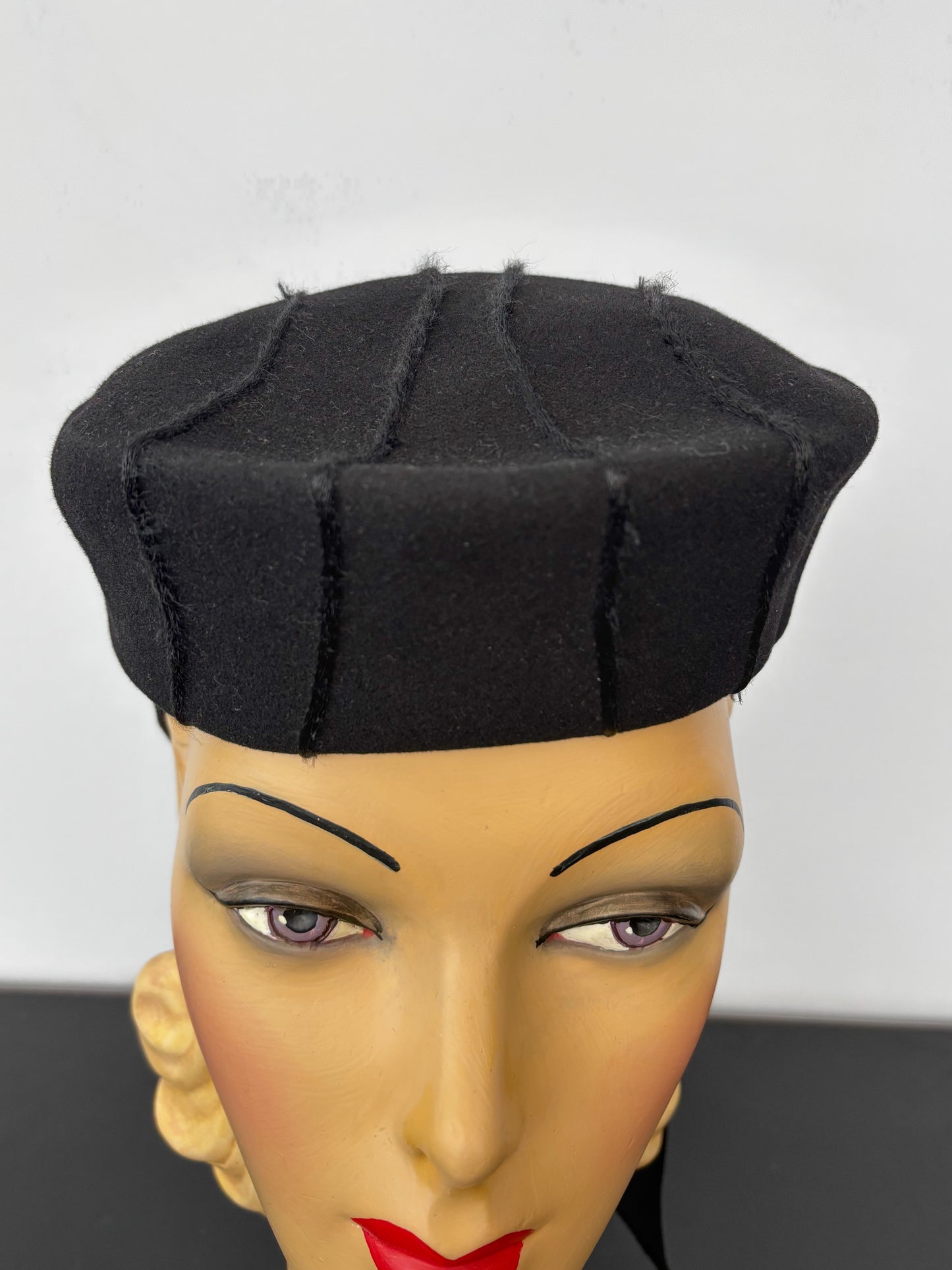1950s Carolin Paris New York Black Felt Hat With Satin Bow