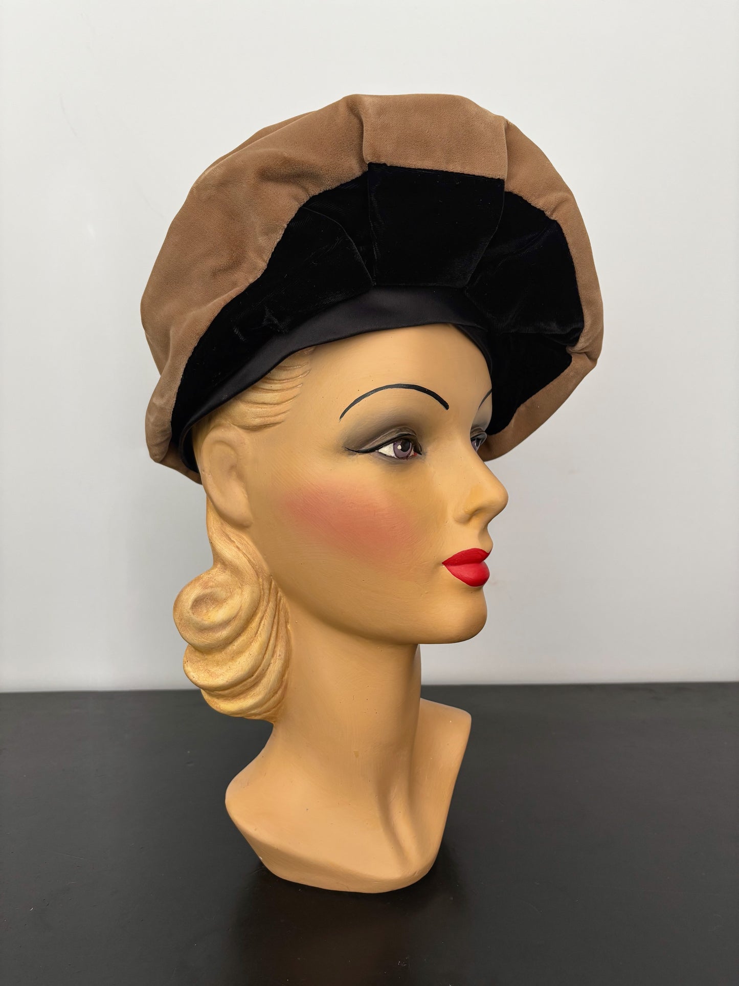 1950s Sylvia New York St. Louis Camel and Black Velvet Hat