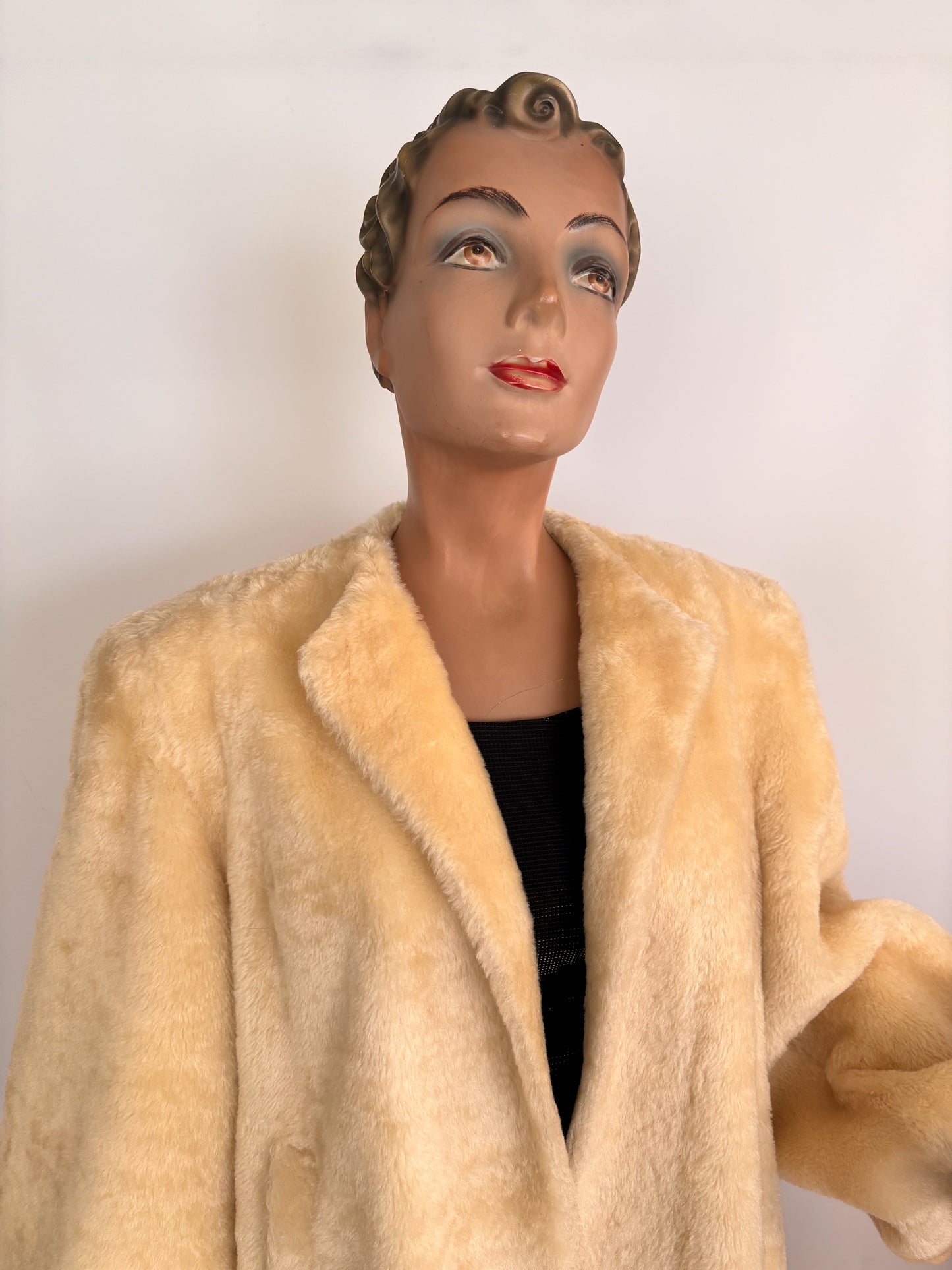 S - XL | 1940s Faux Fur Balloon Sleeve Coat