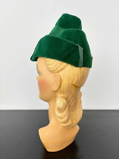 1940s Green Wool Felt Robin Hood Tilt Hat