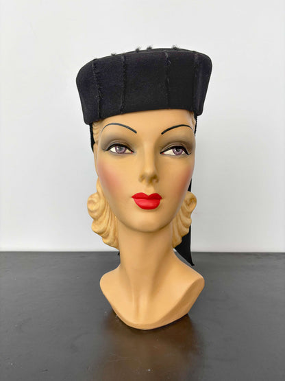 1950s Carolin Paris New York Black Felt Hat With Satin Bow