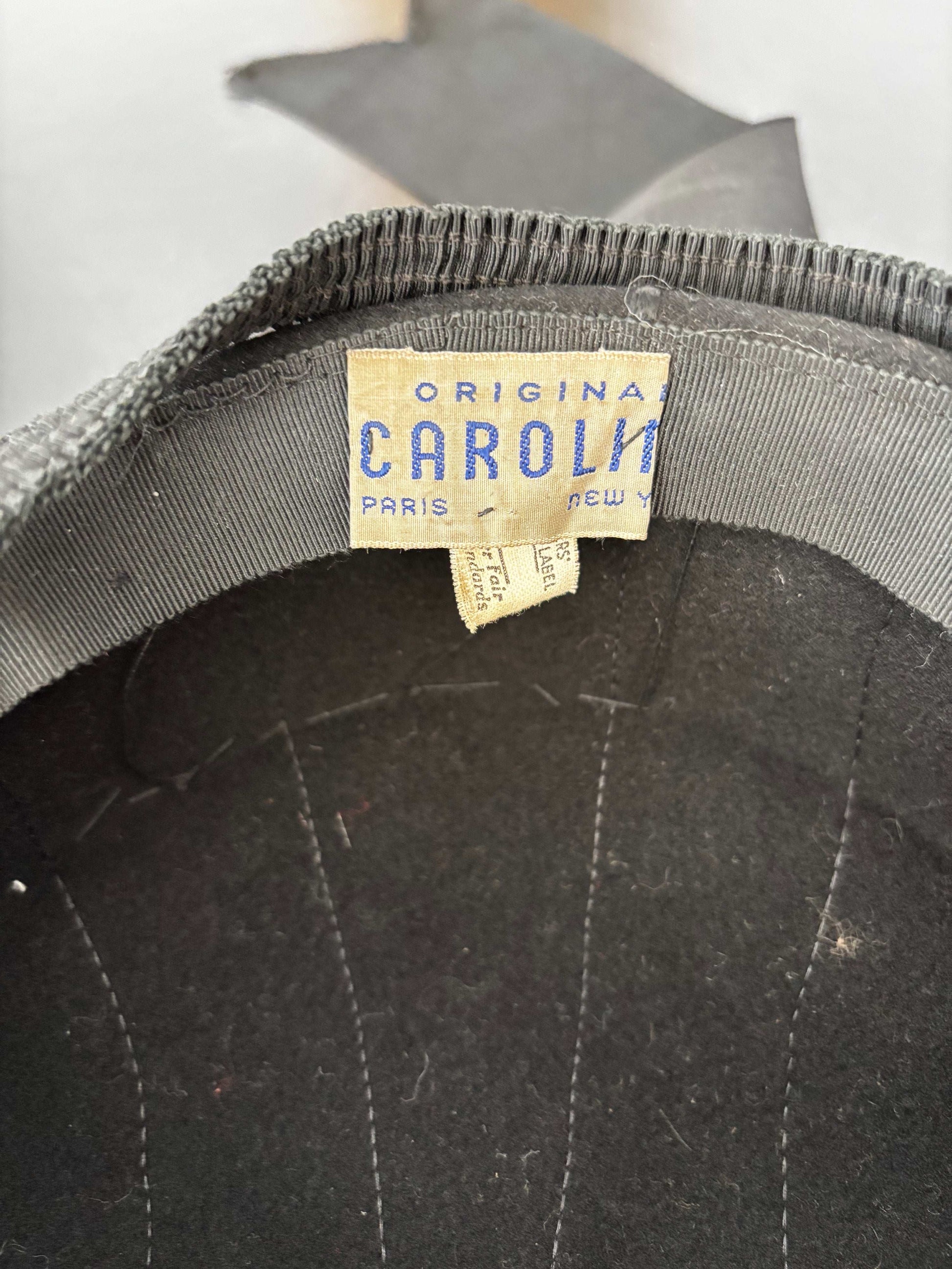 1950s Carolin Paris New York Black Felt Hat With Satin Bow